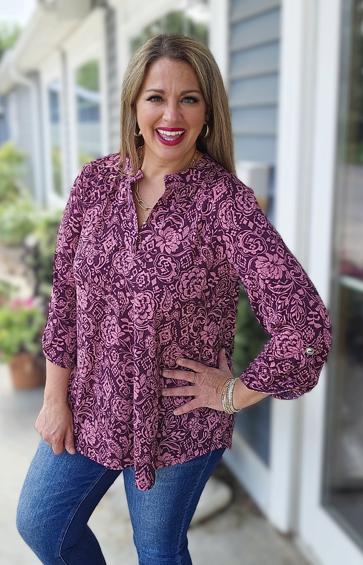 DEAR SCARLETT MAROON FLORAL LIZZY TOP