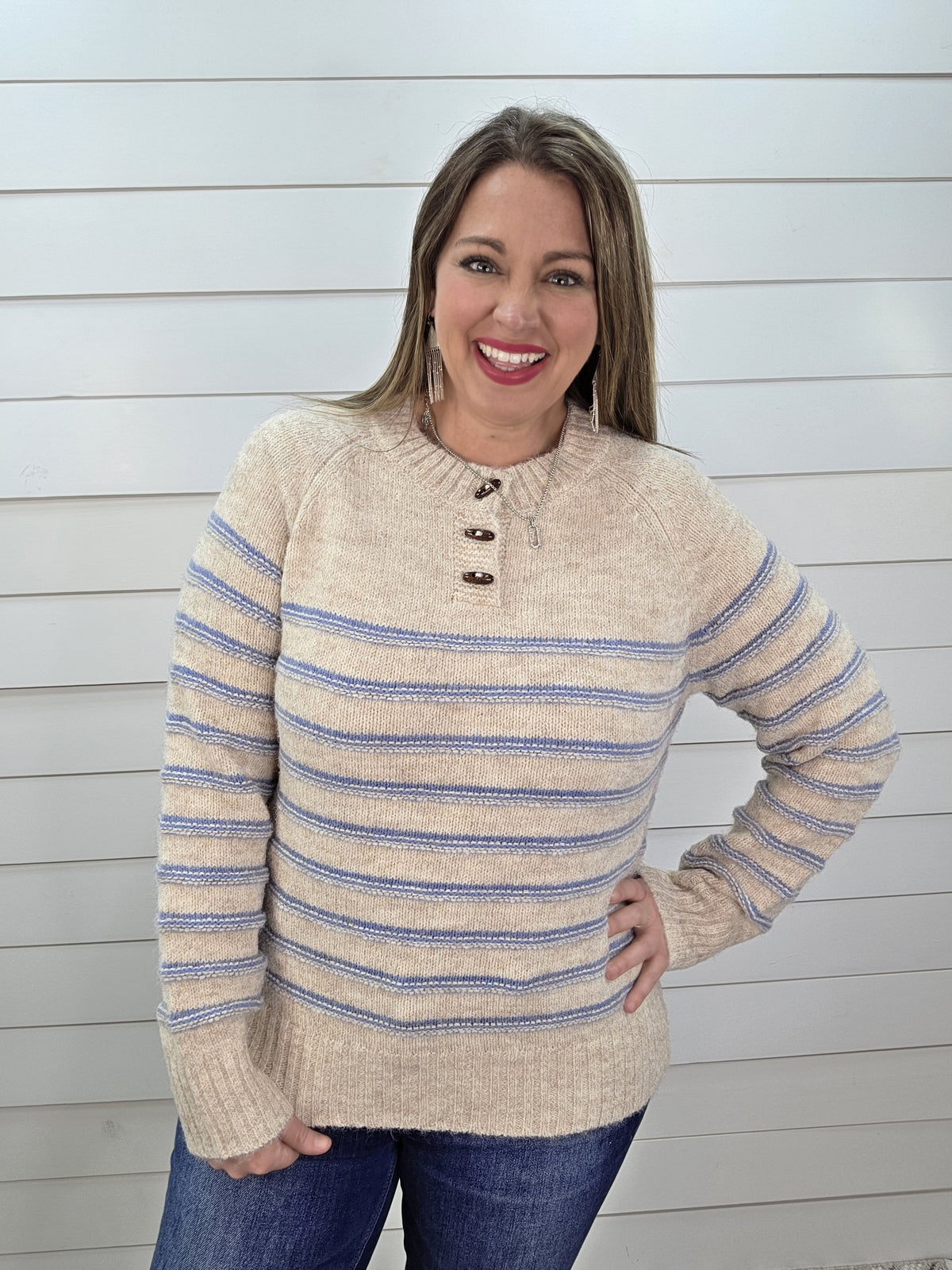 OATMEAL/BLUE STRIPED WOOD BUTTON PULLOVER SWEATER