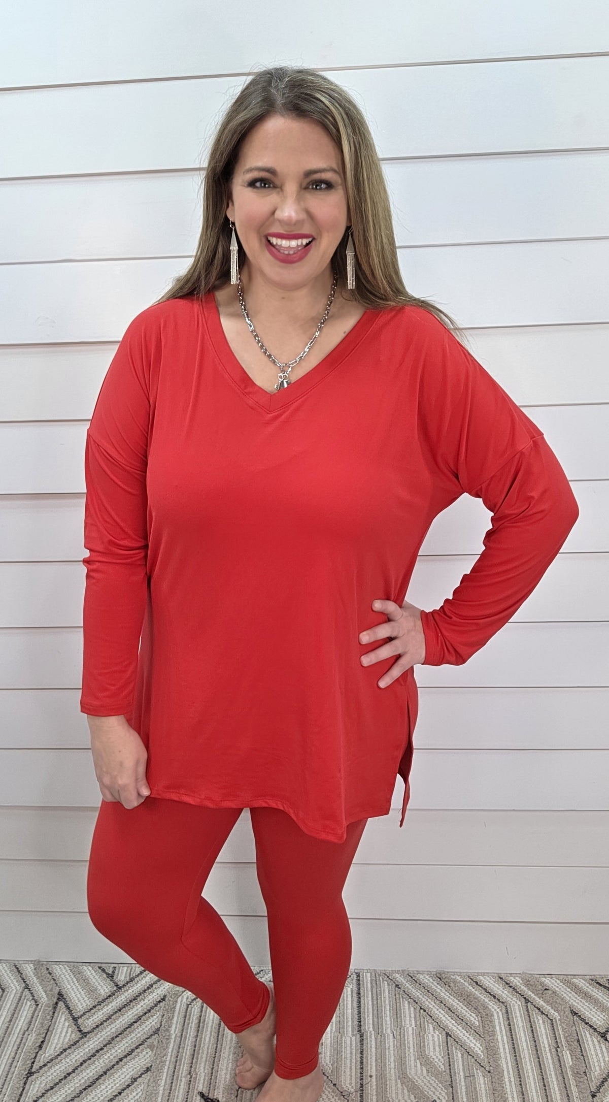 BUTTER LEGGINGS V NECK SET - RED