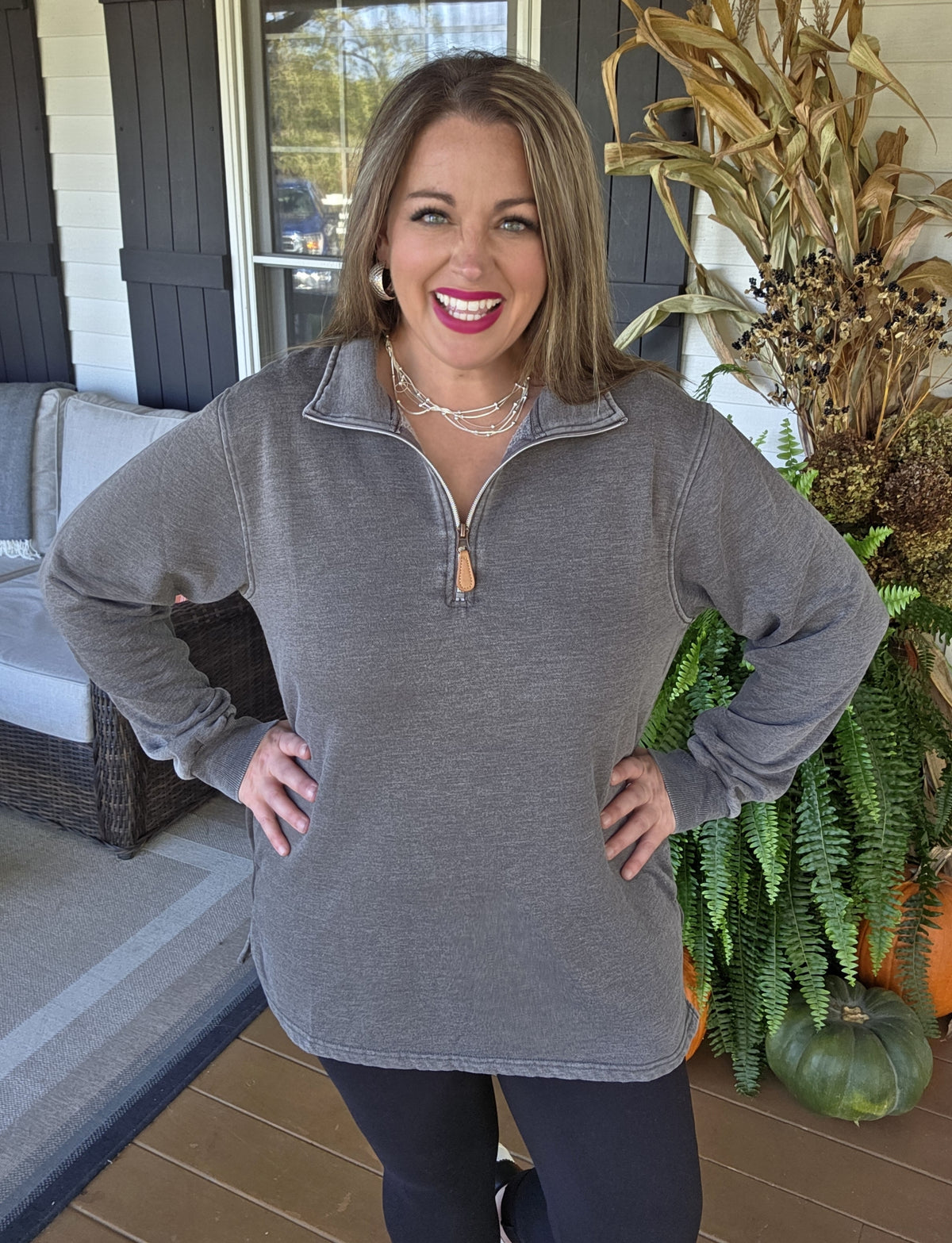 CHARCOAL MINERAL WASH QUARTER ZIP PULLOVER W/ POCKETS