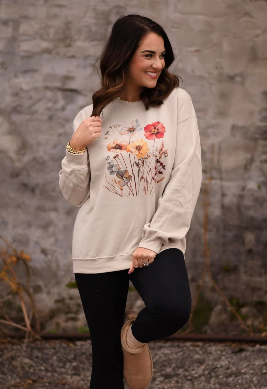 **PREORDER** VINTAGE FLORAL SWEATSHIRT - TAT 15 BUSINESS DAYS