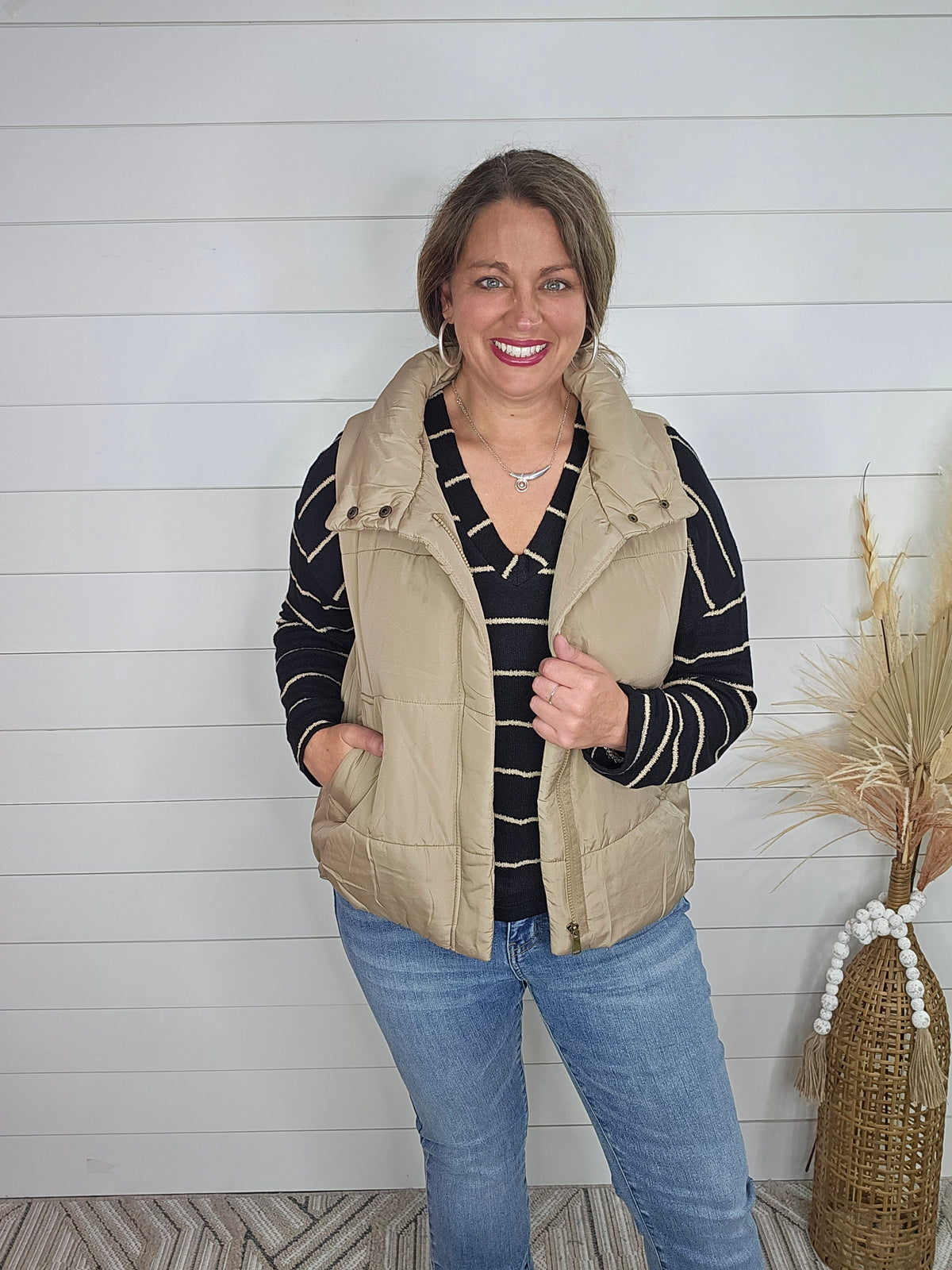 MOCHA OVERSIZED ZIP UP PUFF VEST