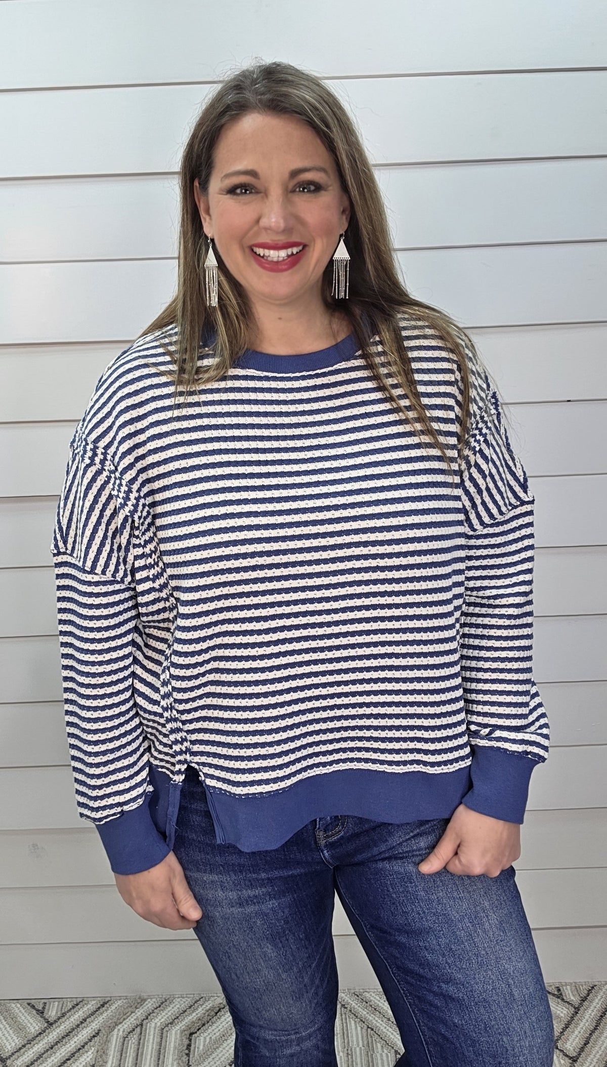 DENIM STRIPE SPLIT HEM KNIT TOP