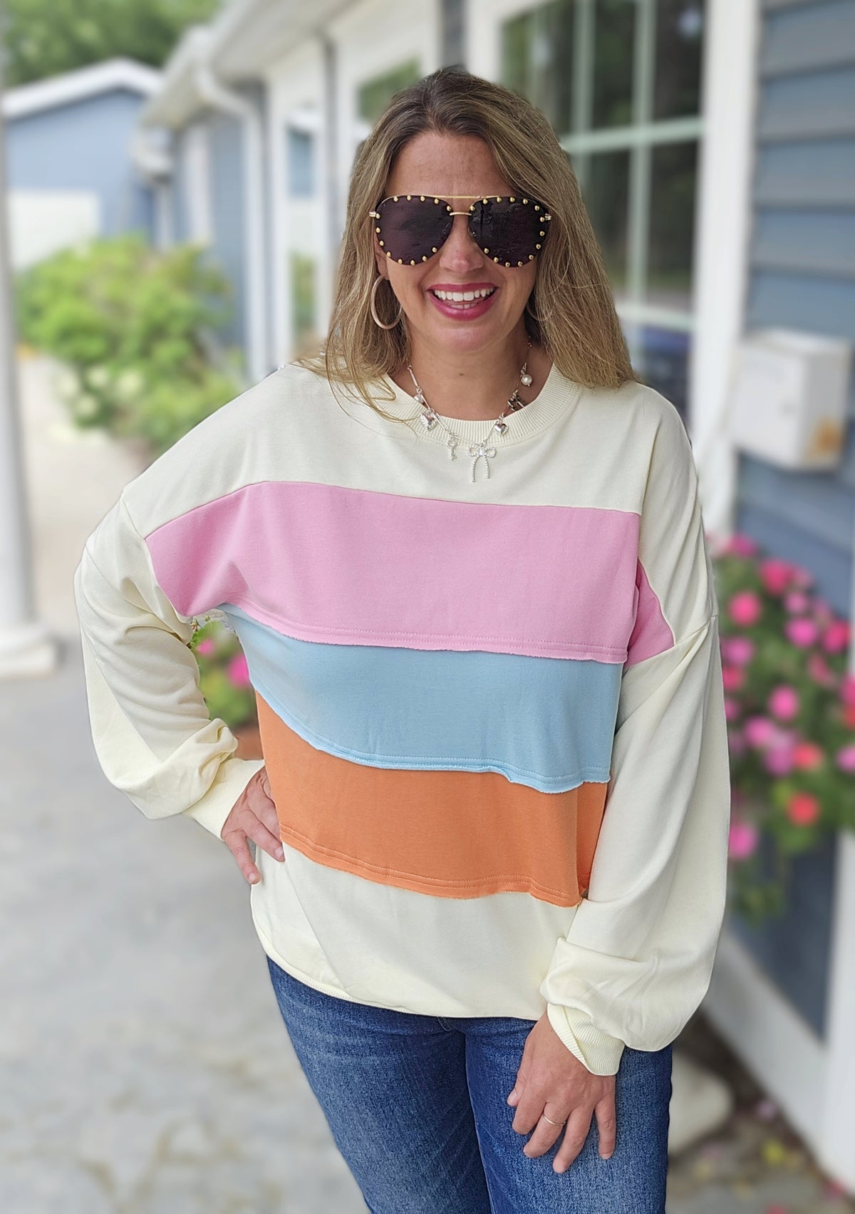 CREAM COLORBLOCK PULLOVER