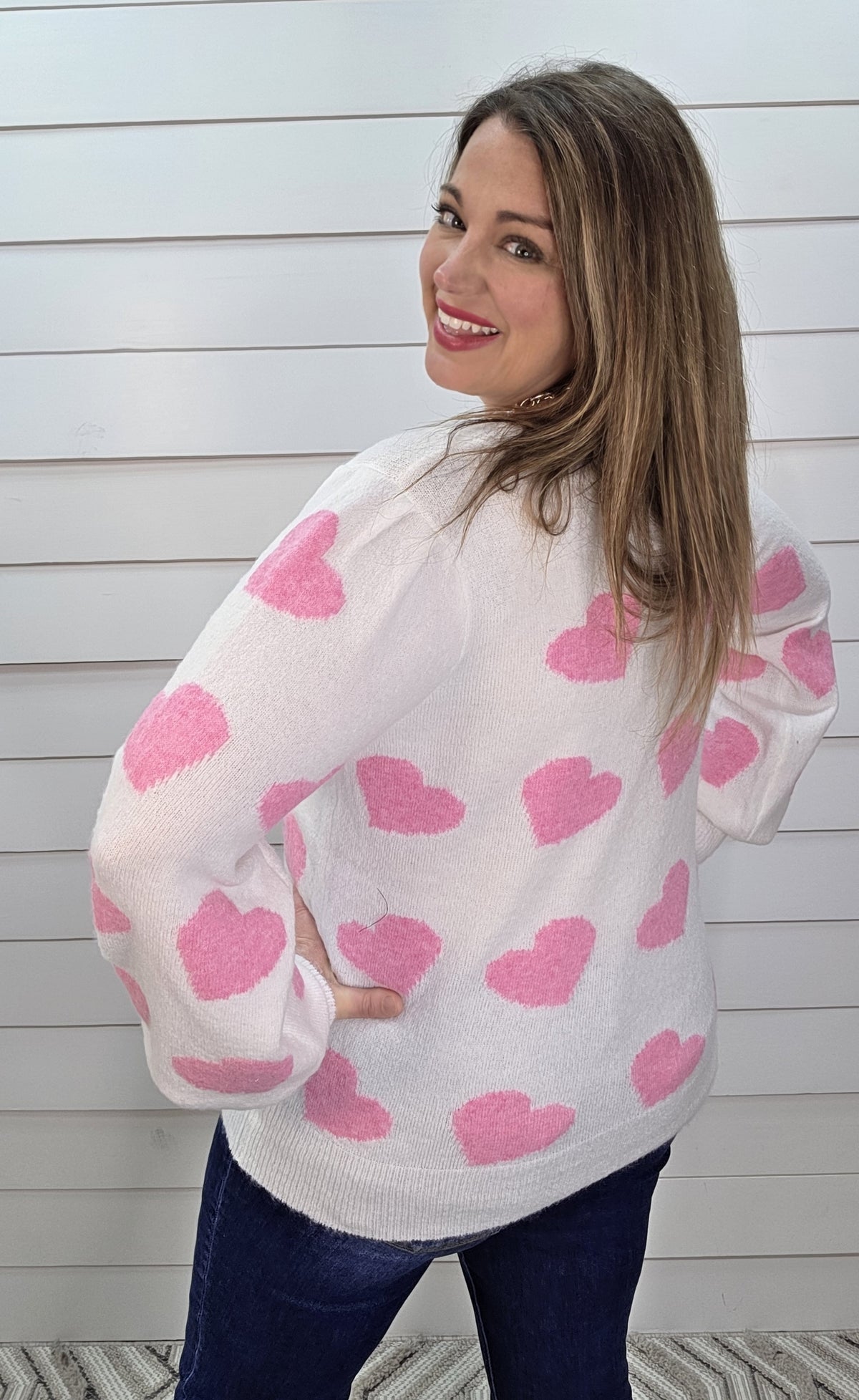 WHITE/PINK HEART SWEATER WITH SCALLOPED NECKLINE