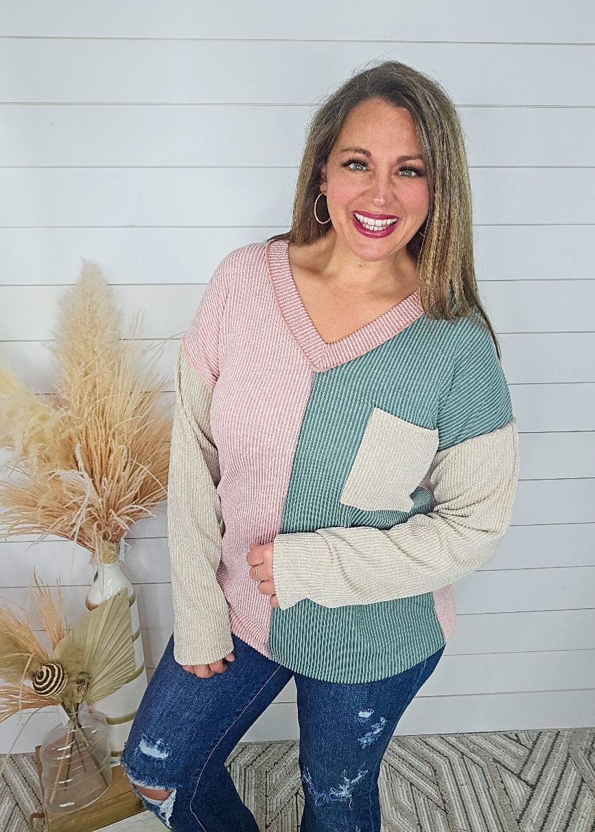 MAUVE/JADE RAISED RIBBED COLORBLOCK TOP