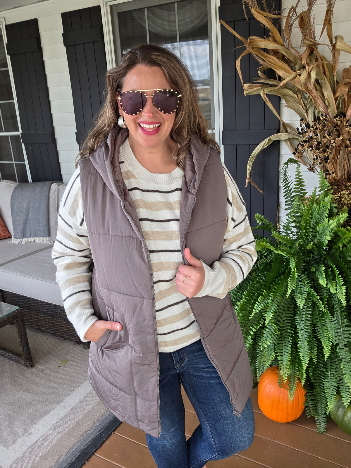 GUNMETAL HOODED PUFF VEST