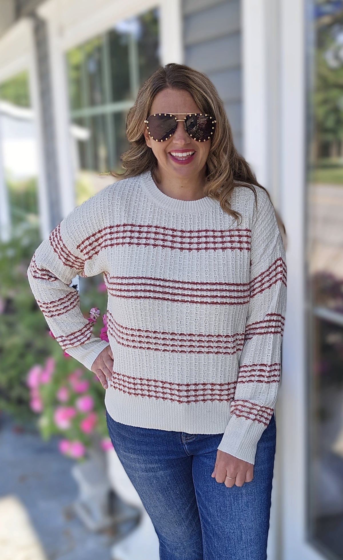 CREAM/BRICK STRIPED TEXTURED PULLOVER SWEATER