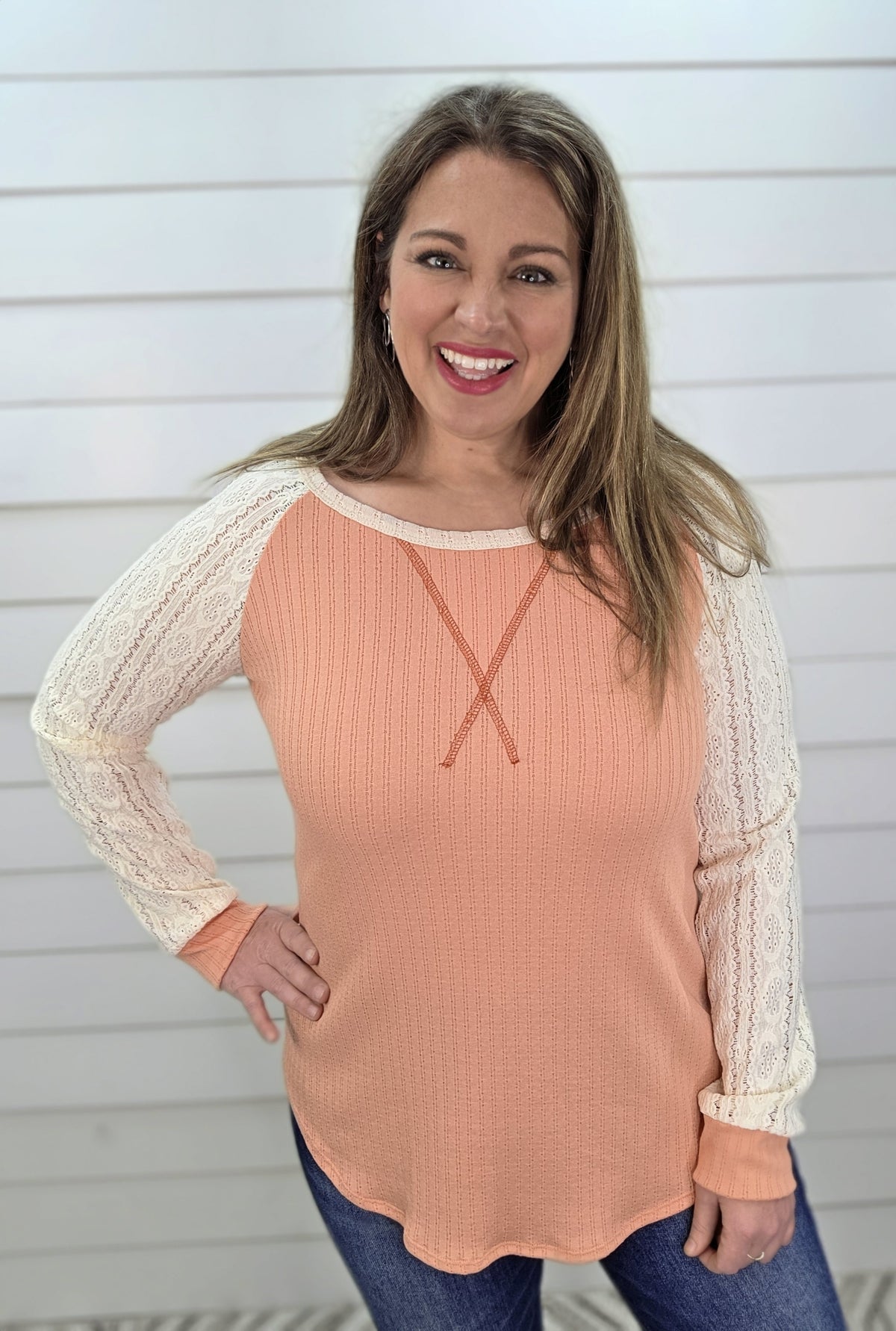 CORAL KNIT LACE SLEEVE TOP