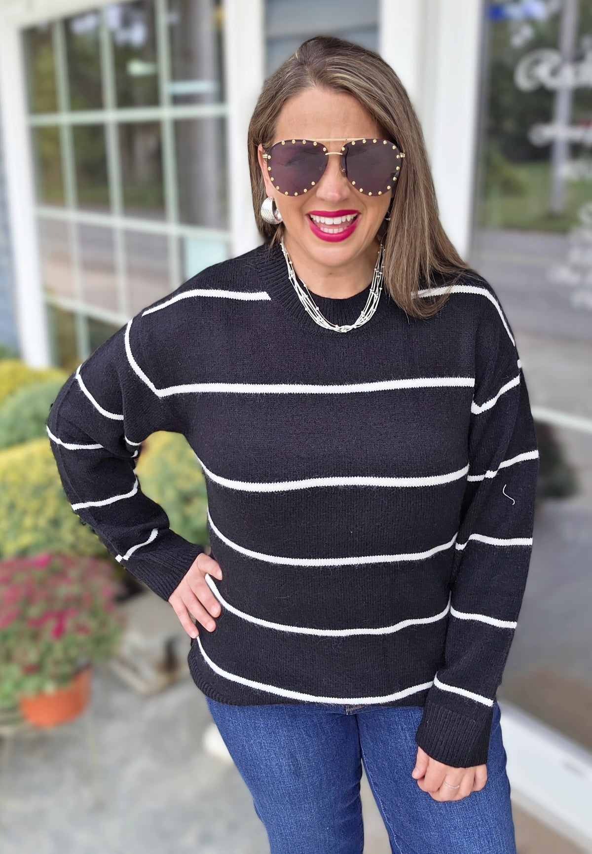 BLACK/IVORY STRIPED OVERSIZED SWEATER