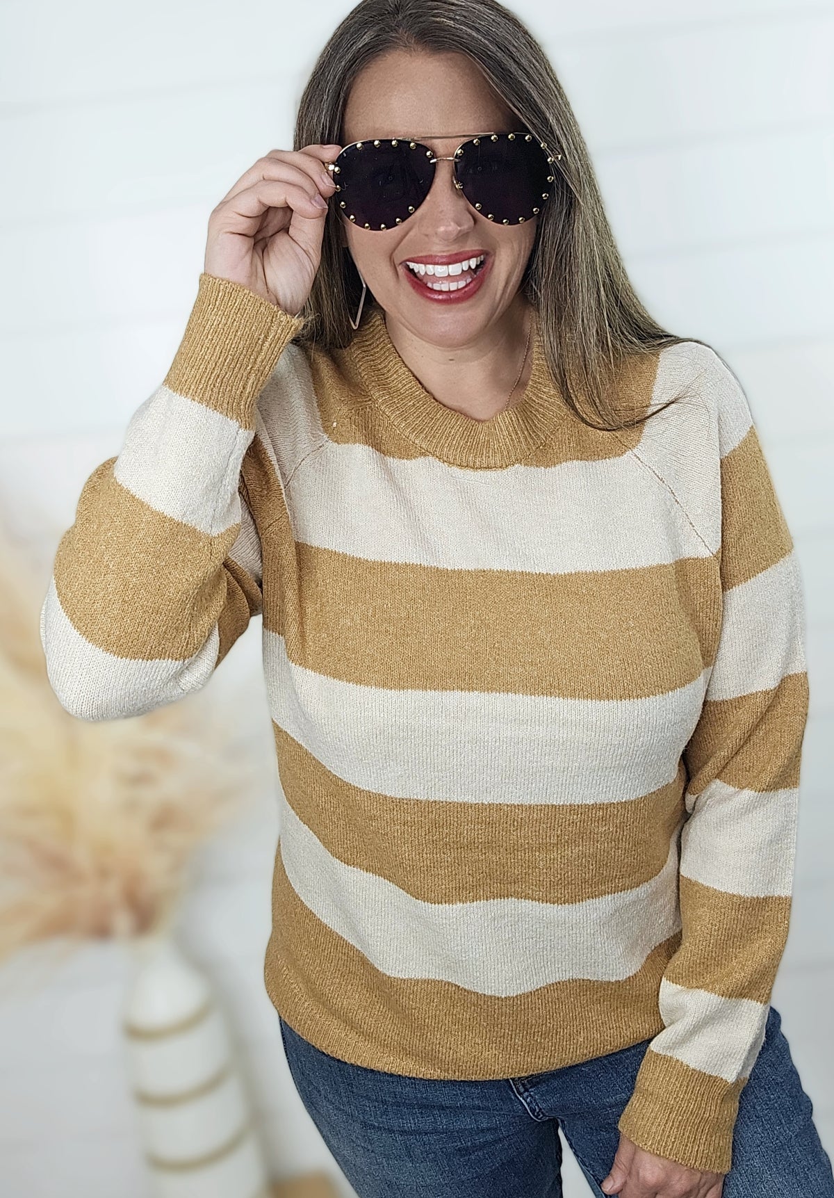 HONEY STRIPED SOFT SWEATER