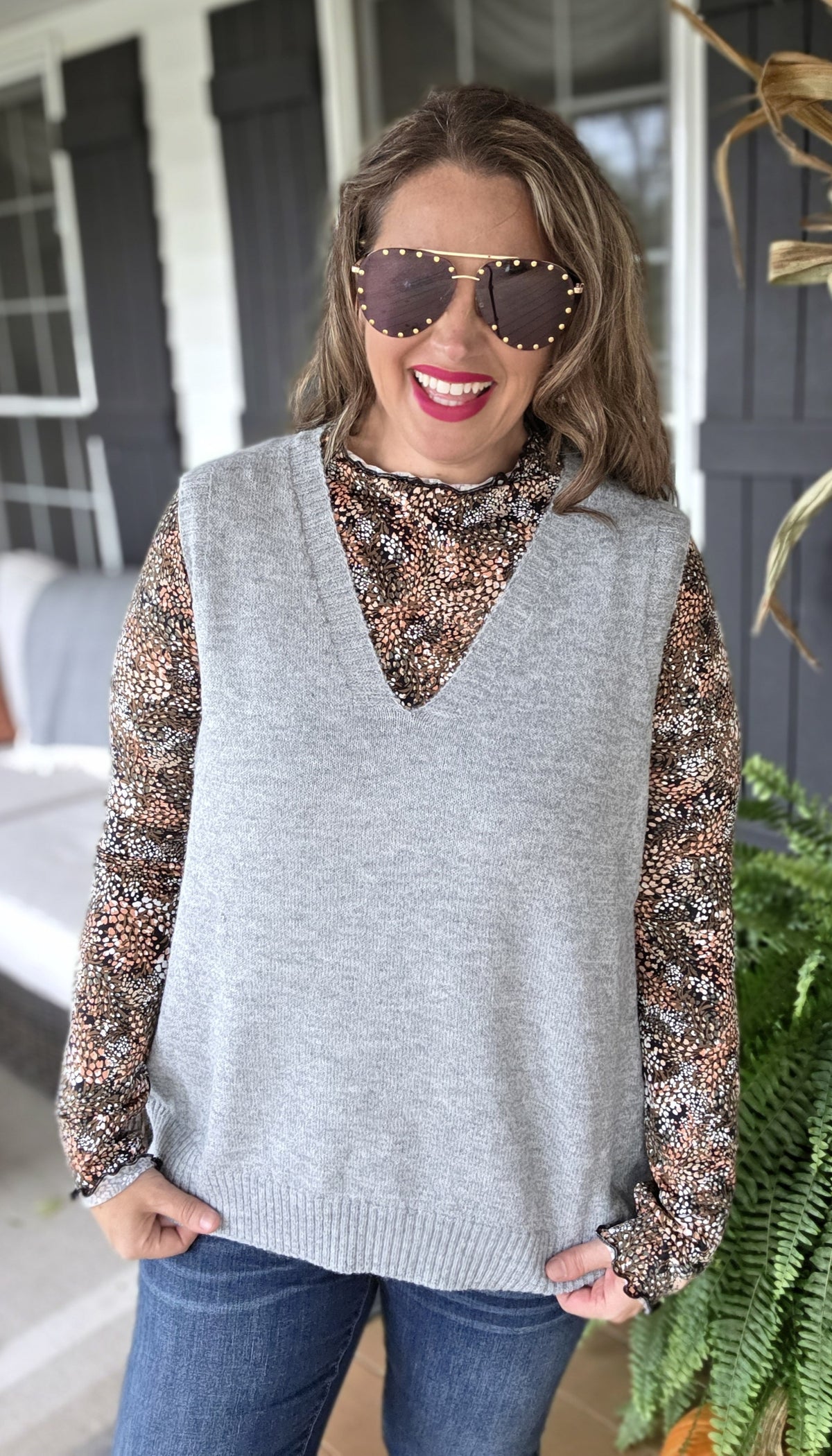 H GREY V NECK LIGHT WEIGHT SWEATER VEST