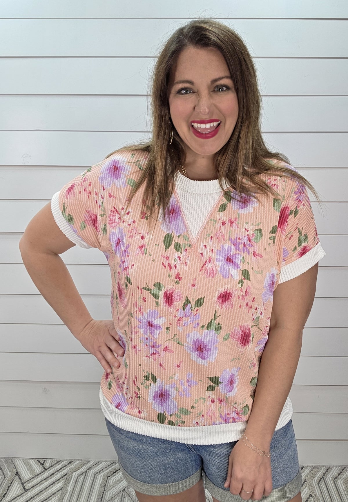 PEACH FLORAL RAISED RIBBED KNIT TOP