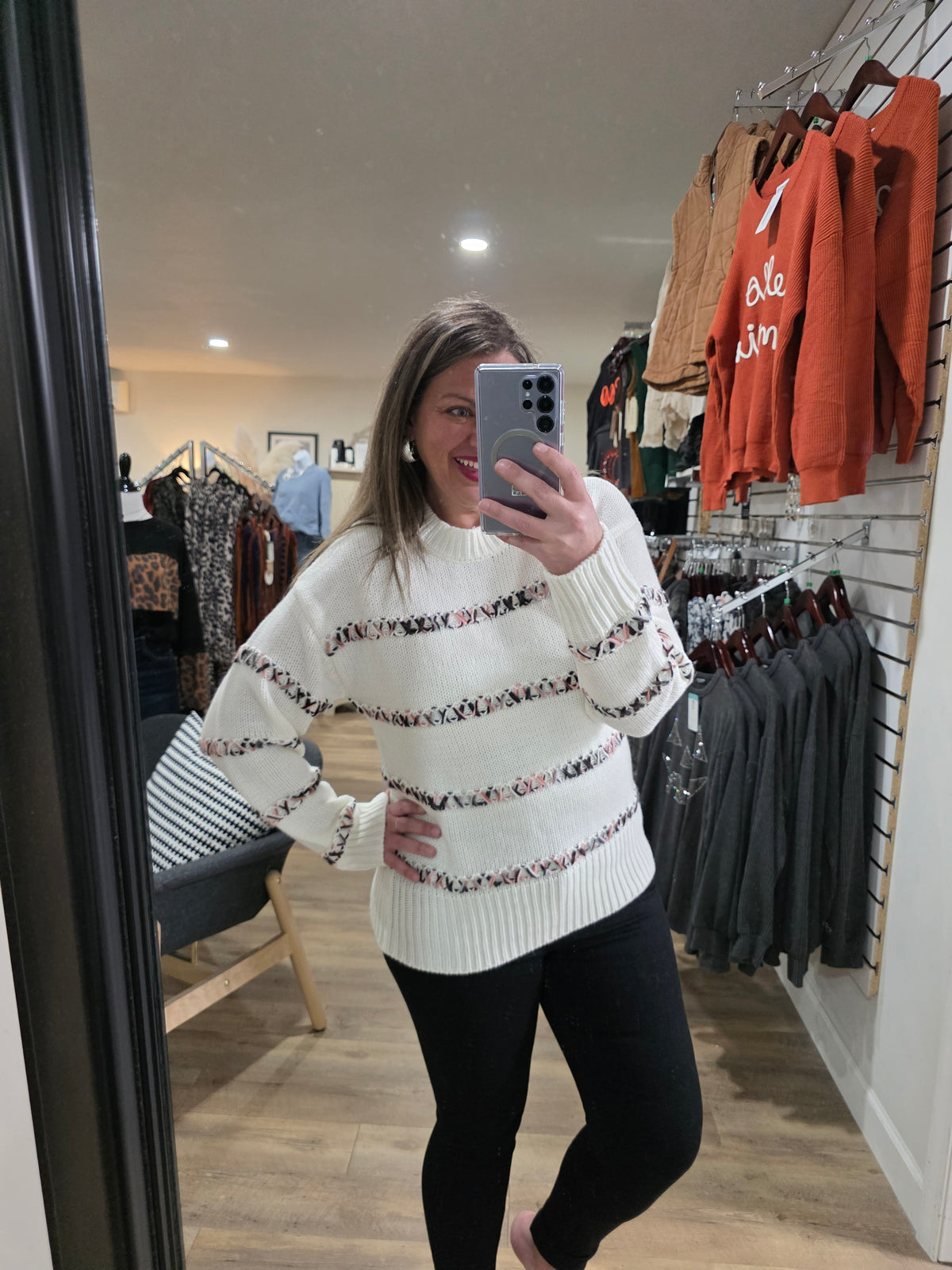 IVORY MULTI COLOR STITCH PULLOVER SWEATER