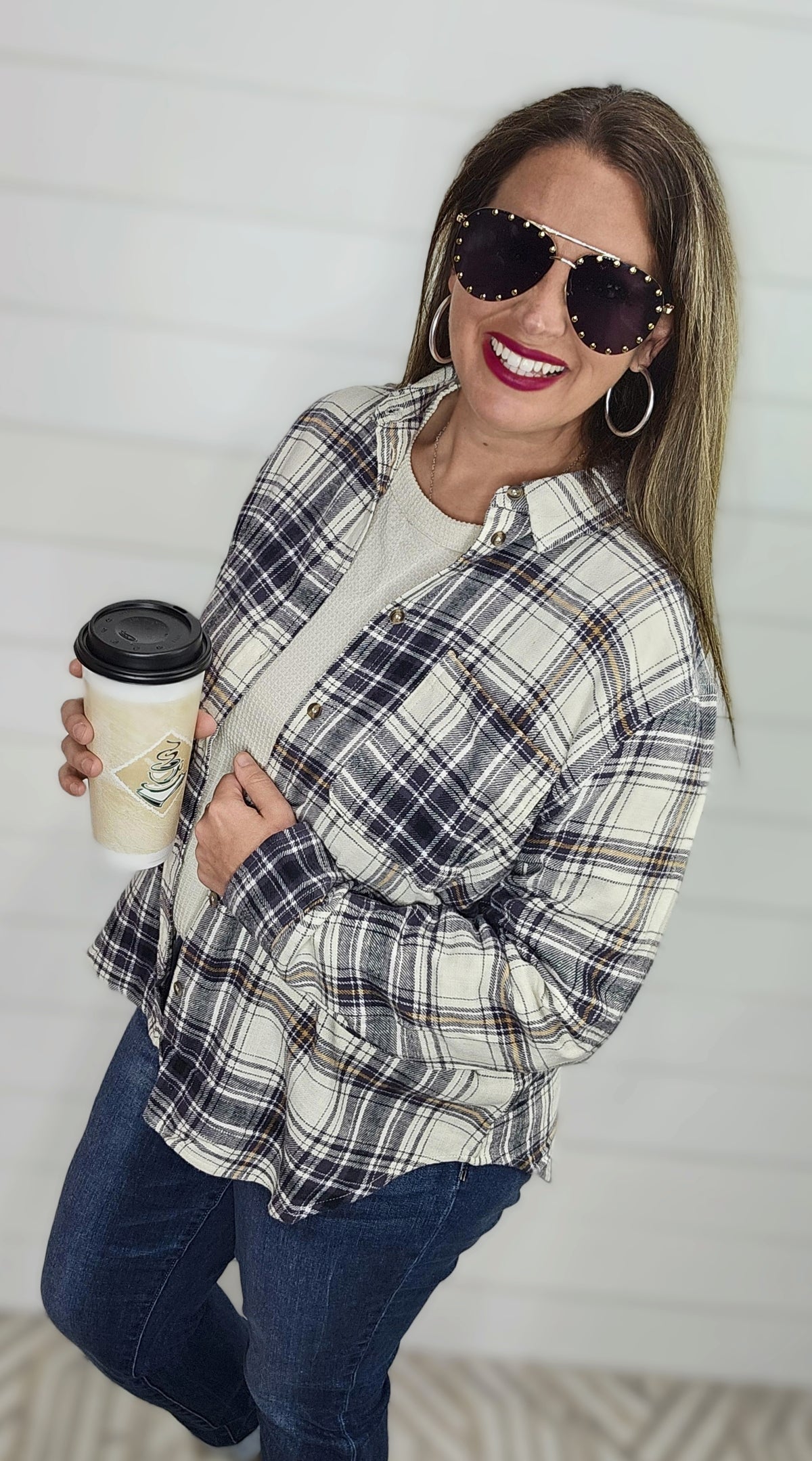 BLACK/CHARCOAL PLAID BUTTON UP FLANNEL