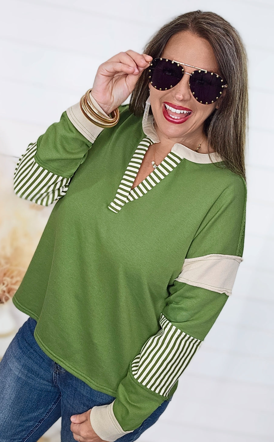 GREEN FRENCH TERRY COLORBLOCK V NECK TOP