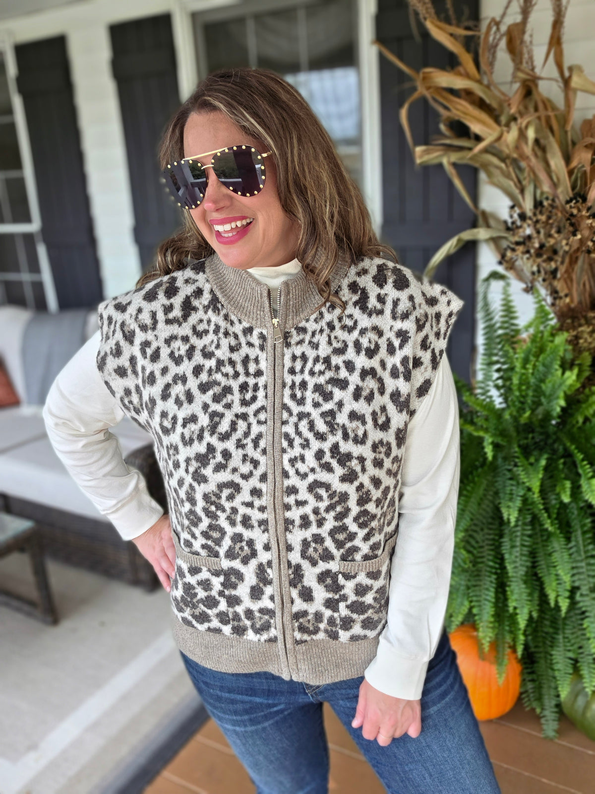 MOCHA LEOPARD ZIP UP SWEATER VEST