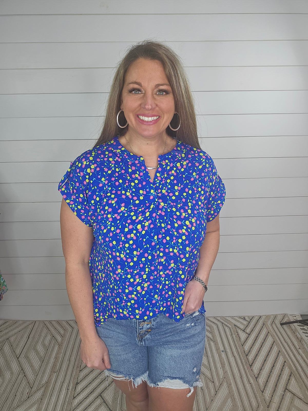 ROYAL FLORAL SHORT SLEEVE LIZZY TOP