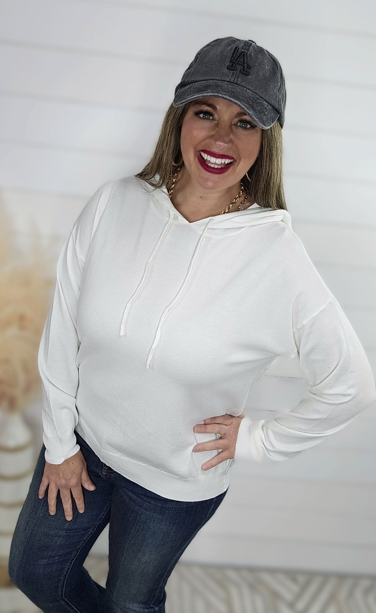 IVORY SOFT KNIT PULLOVER HOODIE