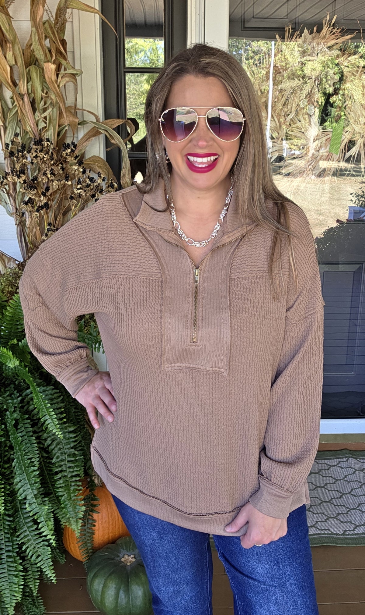 MOCHA TEXTURED QUARTER ZIP PULLOVER