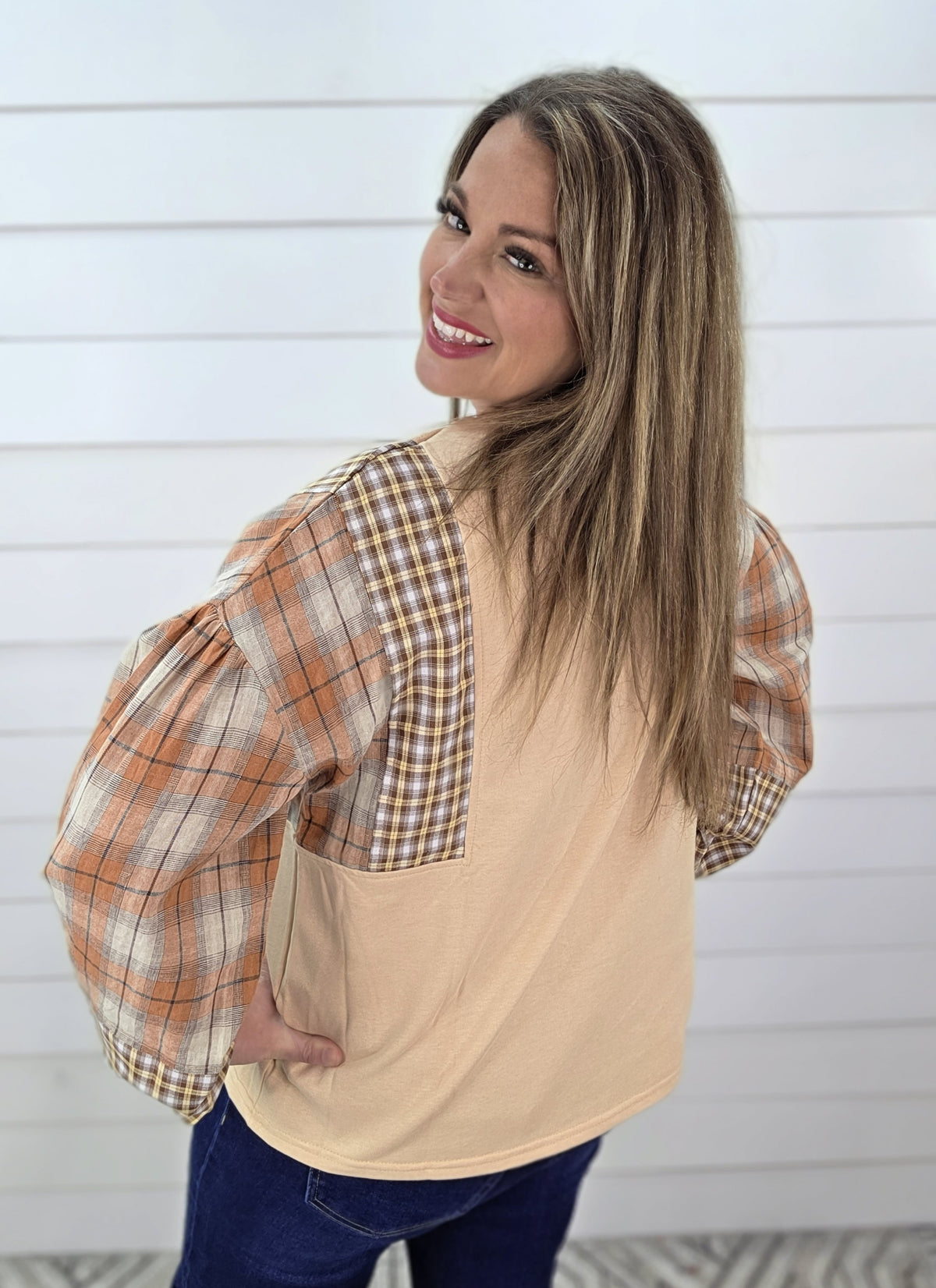 OATMEAL/RUST PLAID CONTRAST FRENCH TERRY TOP