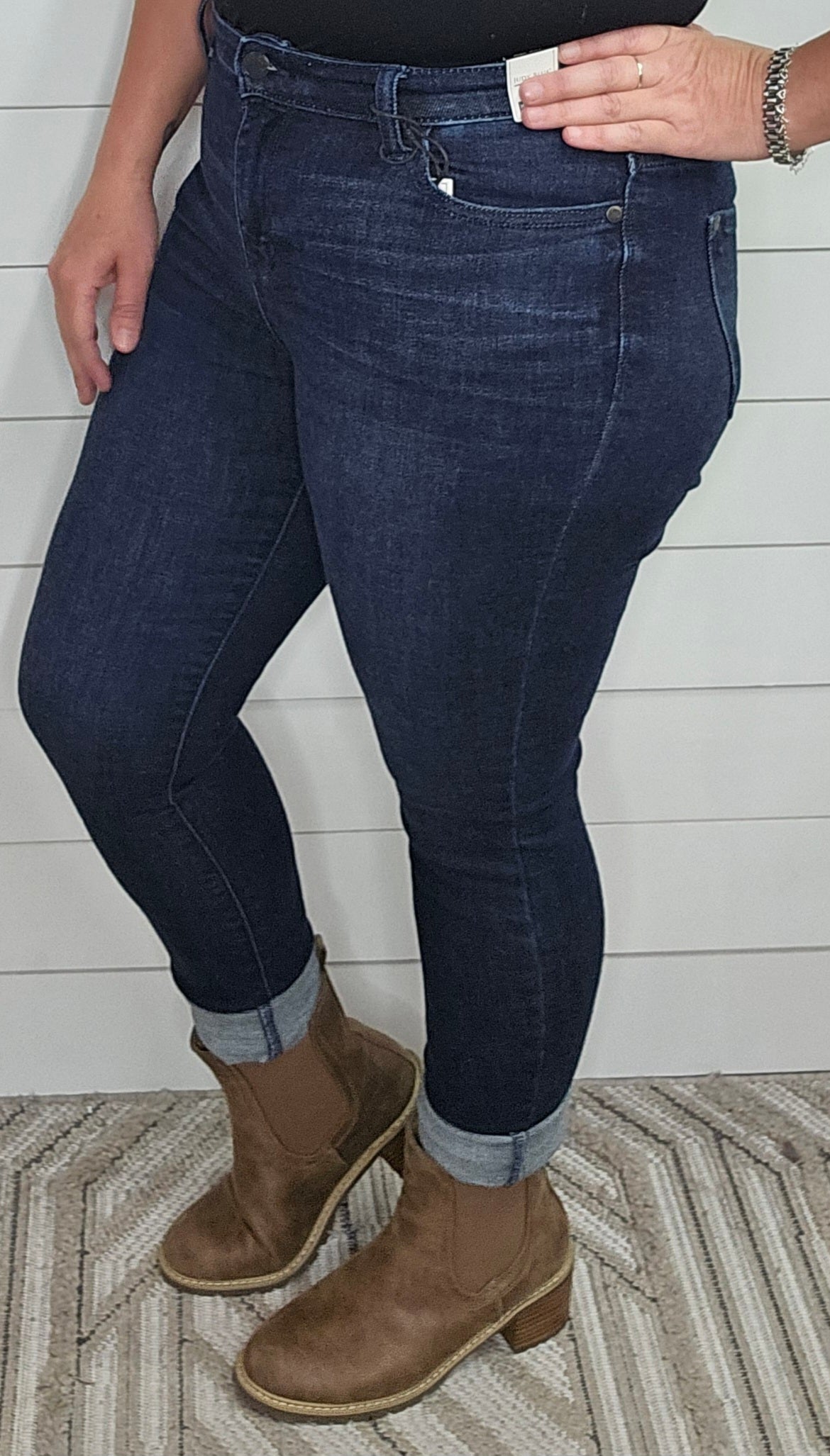 JUDY BLUE SUPER DARK SKINNY JEAN