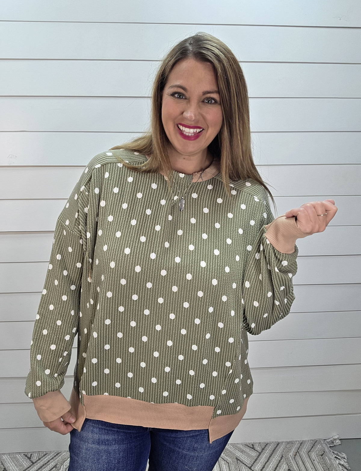 OLIVE RAISED RIBBED POLKADOT TOP W/ TAUPE TRIM
