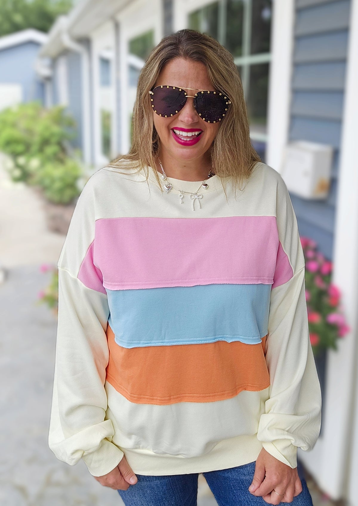 CREAM COLORBLOCK PULLOVER