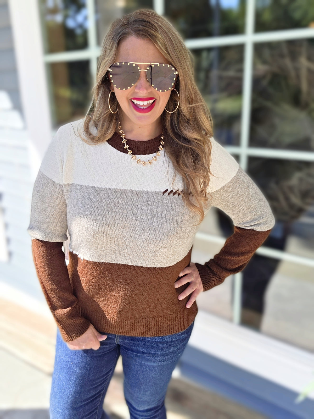 CREAM/GREY/BROWN COLORBLOCK KNIT SWEATER WITH STITCH DETAIL