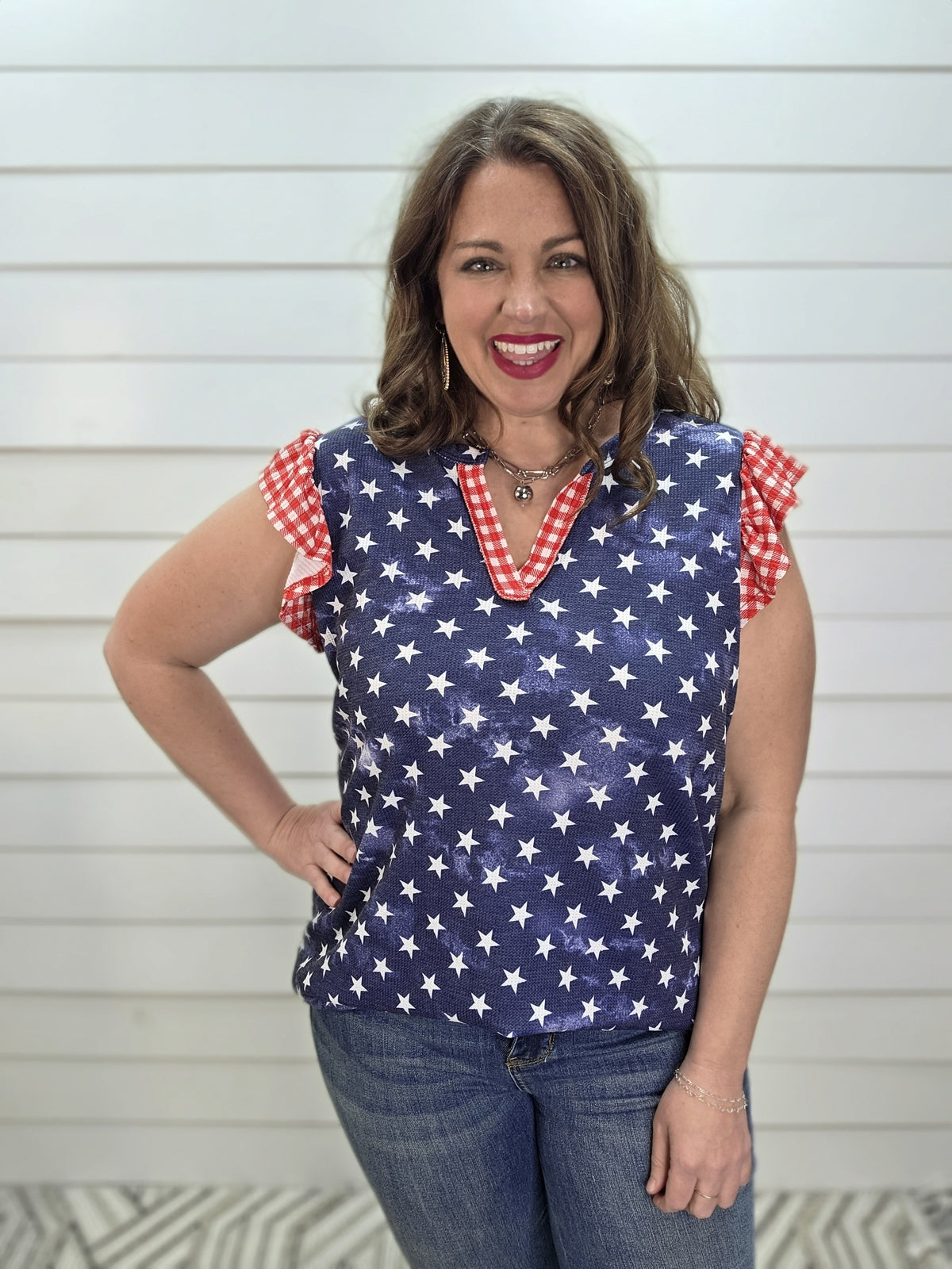 NAVY STAR KNIT TOP W/ GINGHAM RUFFLE SLEEVE