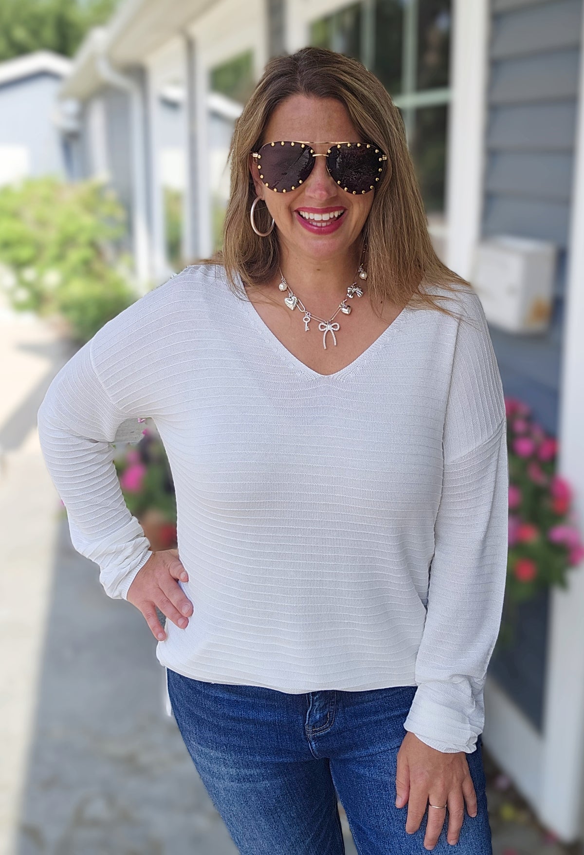IVORY TEXTURED STRIPE V NECK PULLOVER SWEATER