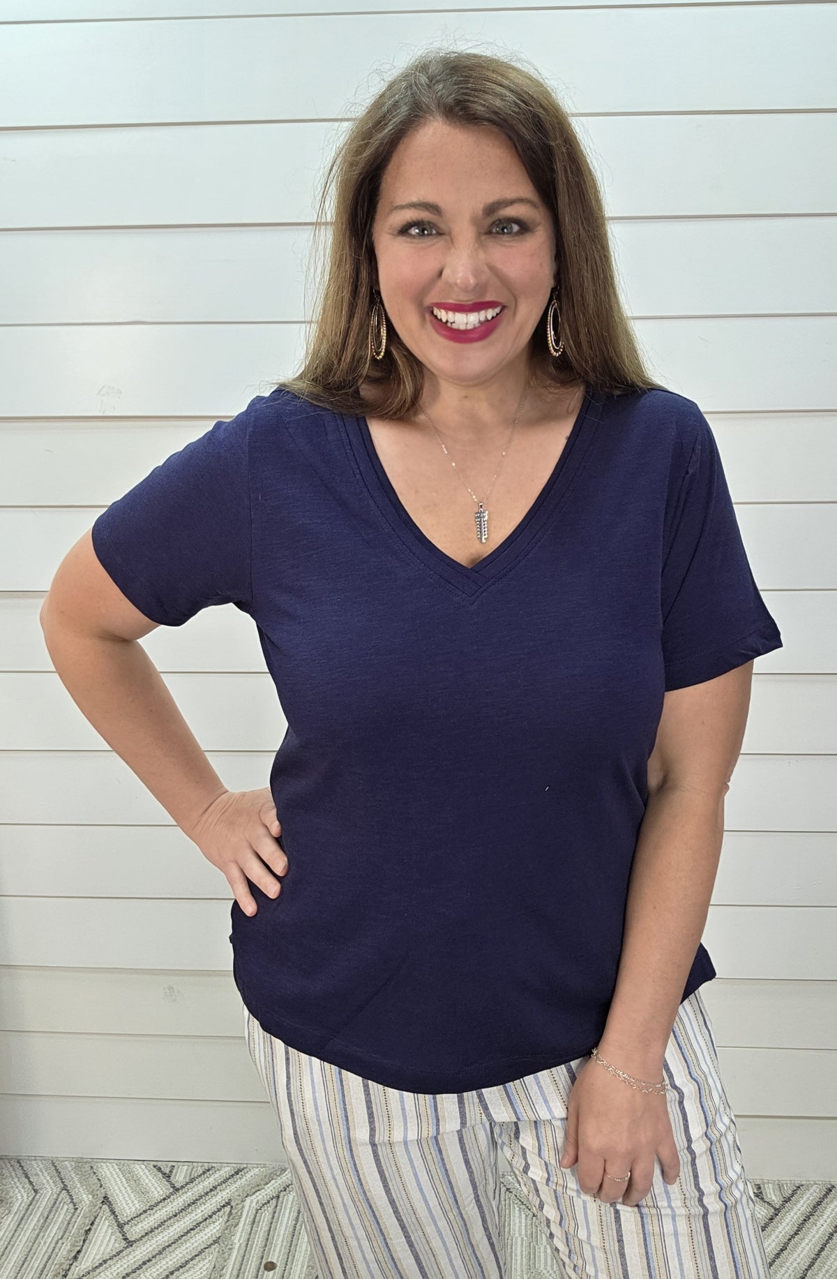 NAVY V NECK COTTON BLEND TOP