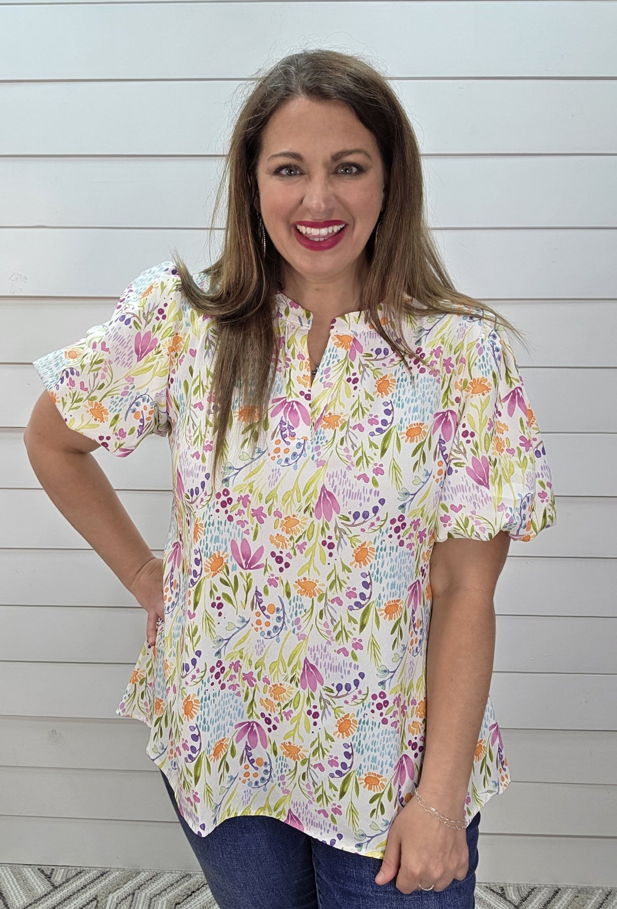 WHTIE FLORAL NOTCH NECK LOOSE FIT WOVEN TOP