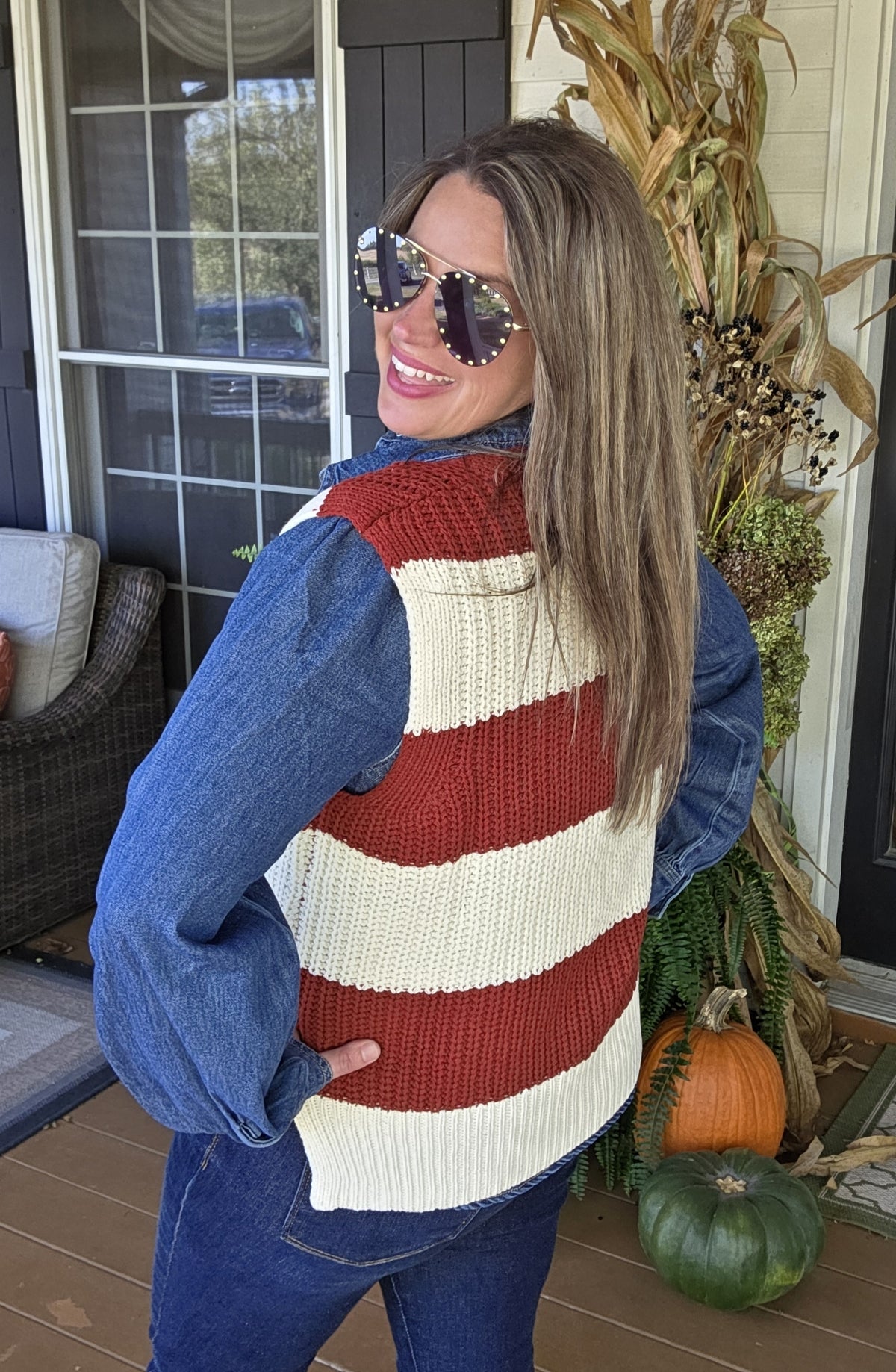 RED/IVORY STRIPED V NECK SWEATER VEST