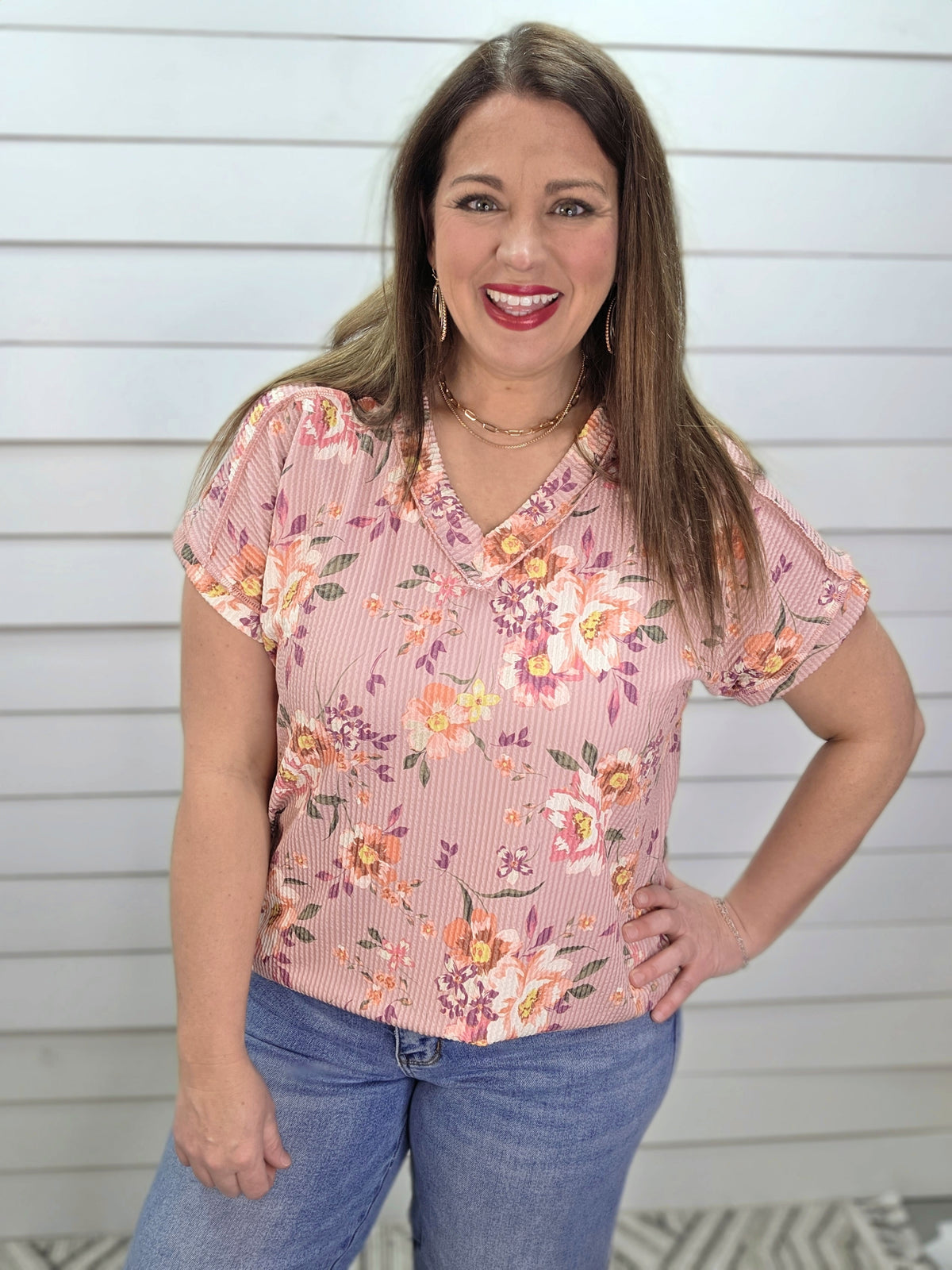 DUSTY PINK FLORAL RAISED RIBBED V NECK KNIT TOP