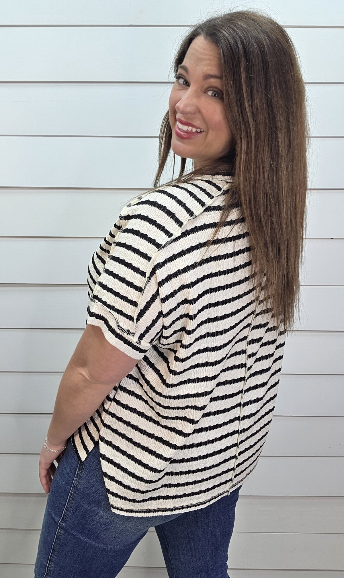 BLACK TEXTURED LOOSE FIT KNIT TOP
