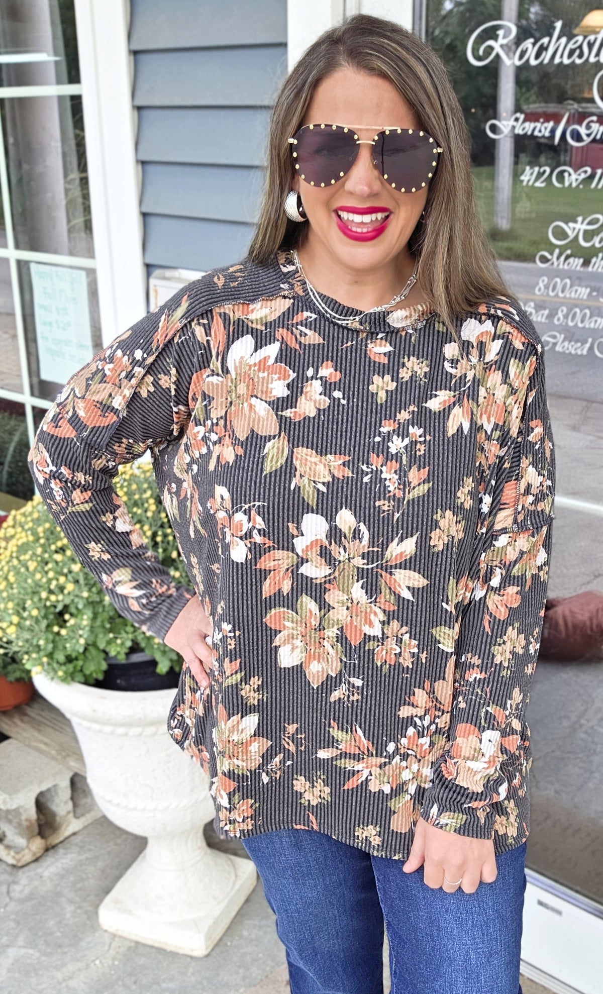BLACK/RUST FLORAL OVERSIZED RAISED RIBBED KNIT TOP