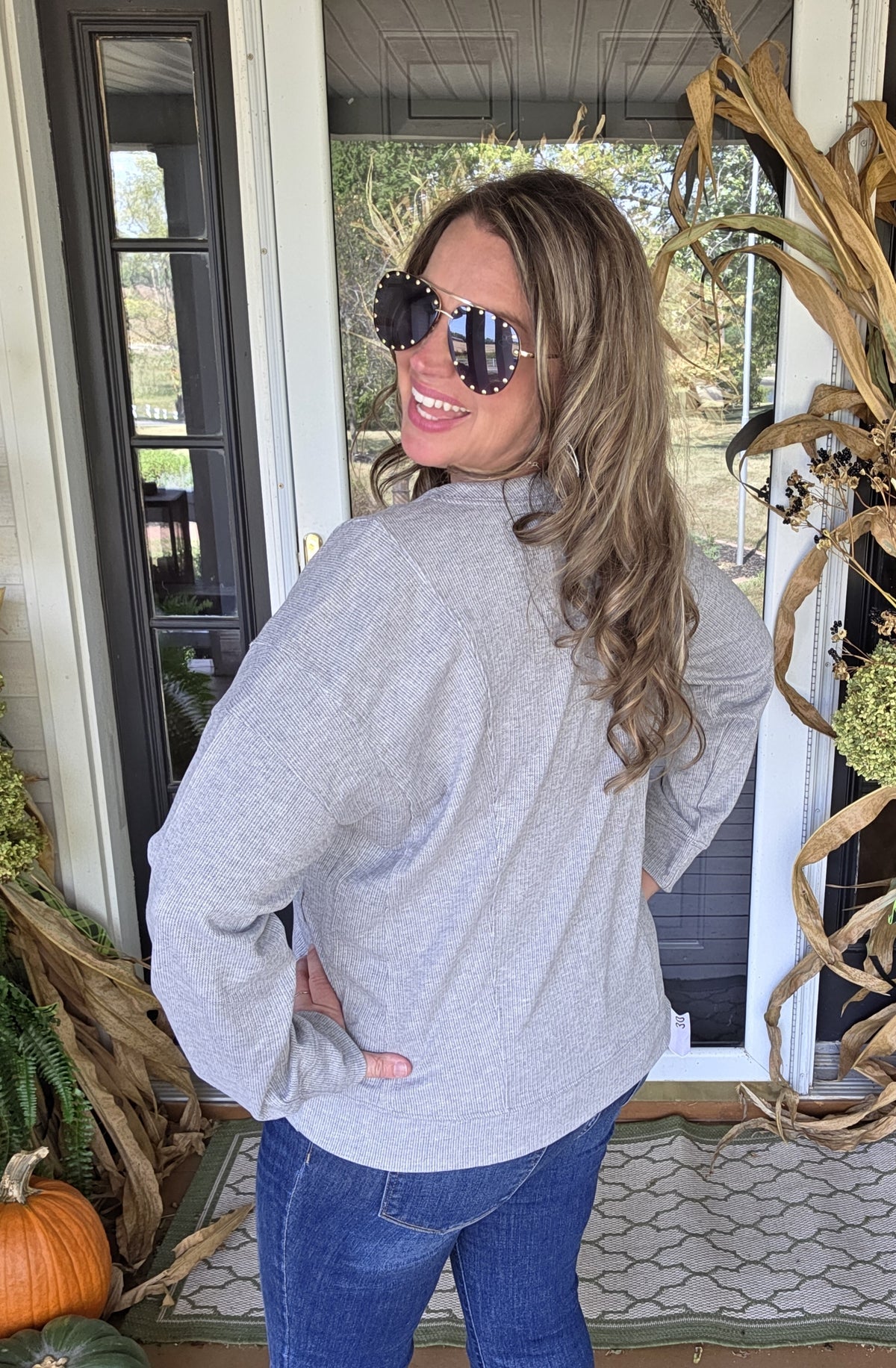 HEATHER GREY KNIT V NECK TOP