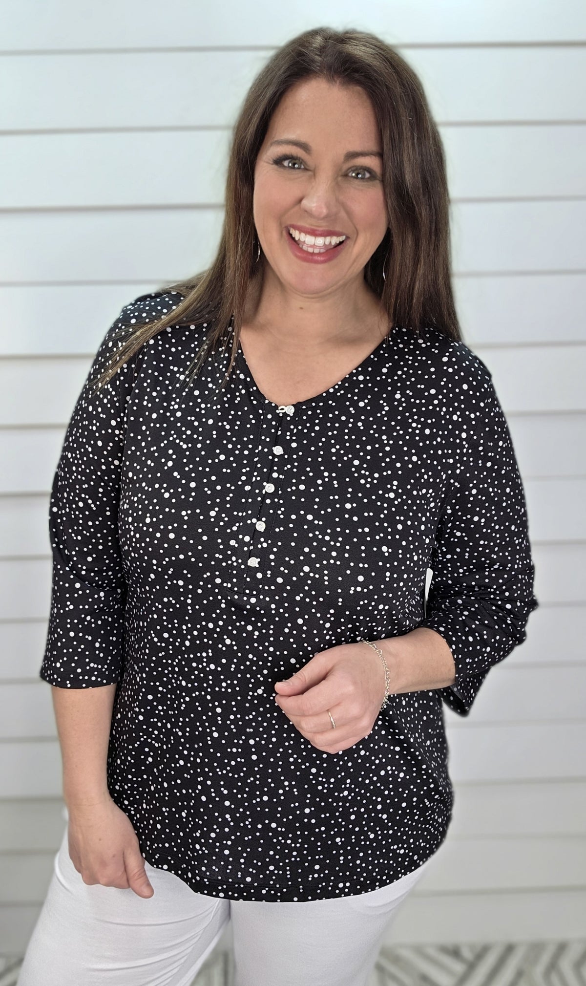 BLACK/WHITE DOT KNIT 3/4 SLEEVE TOP