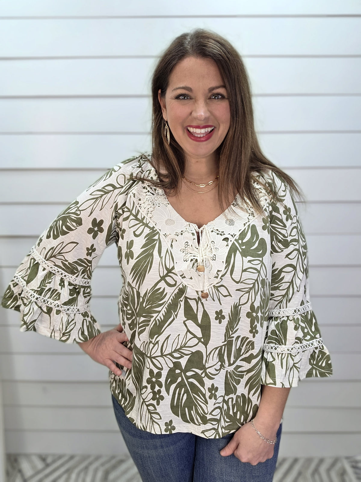 GREEN/BEIGE PRINTED BOHO TOP W/ LACE TRIM
