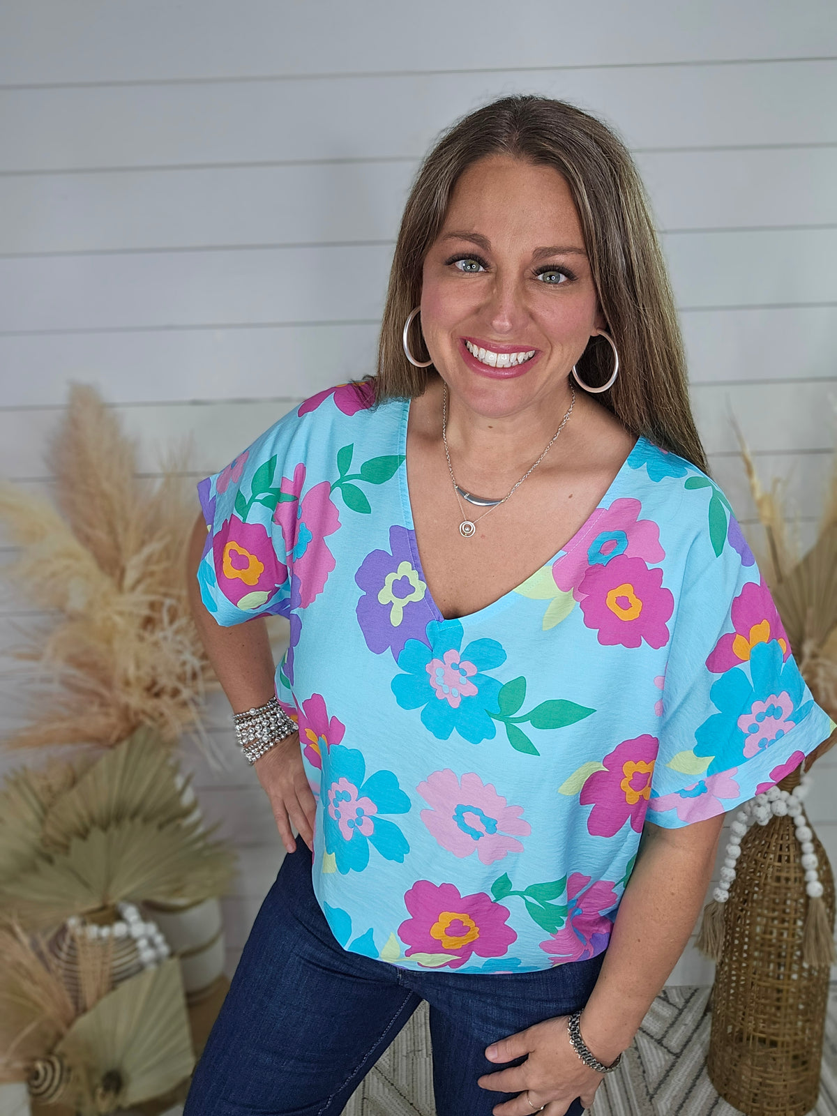 TURQUIOSE BIRGHT FLORAL OVERSIZED V NECK TOP