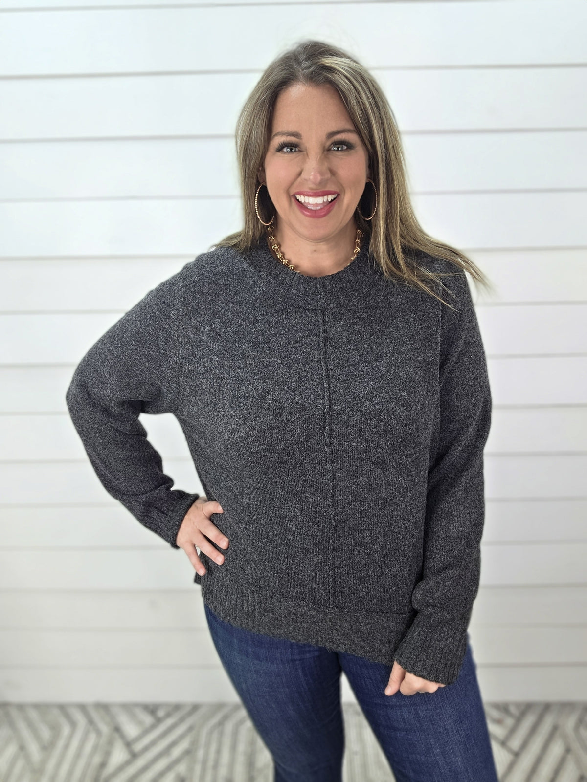 CHARCOAL CENTER SEAM KNIT PULLOVER SWEATER