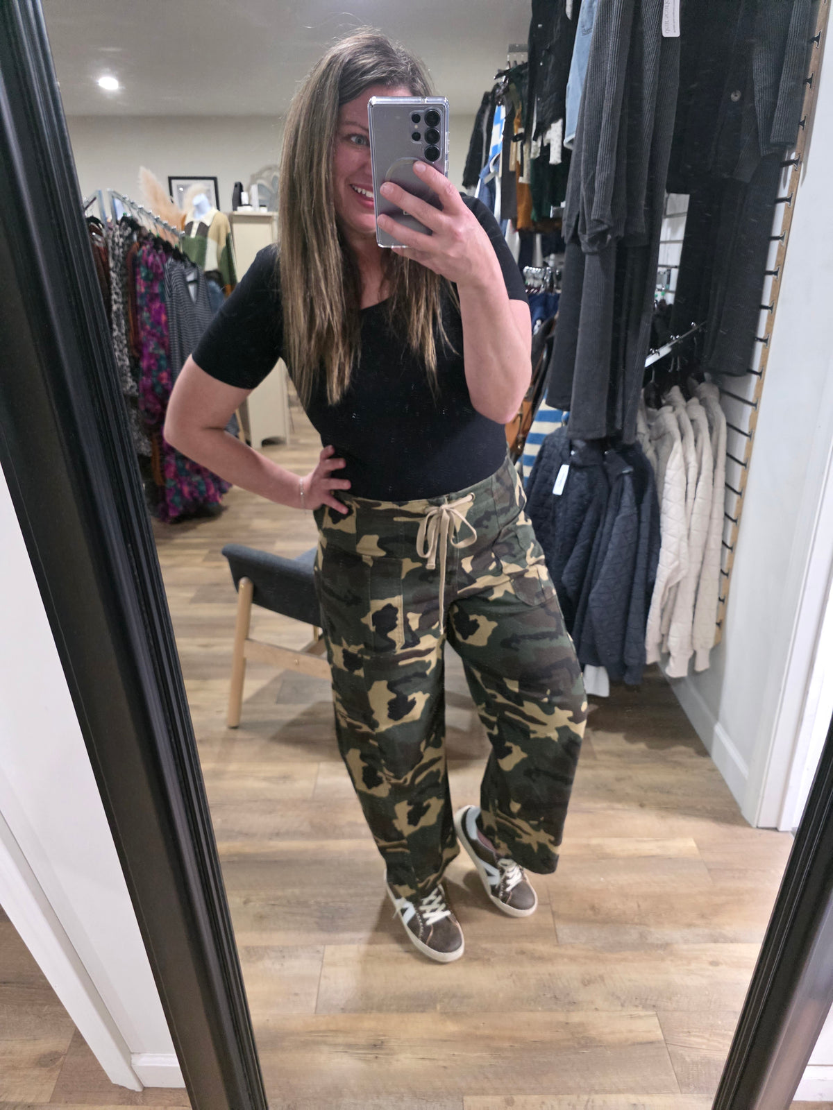 RISEN SLOUCHY BARREL CAMO JEANS