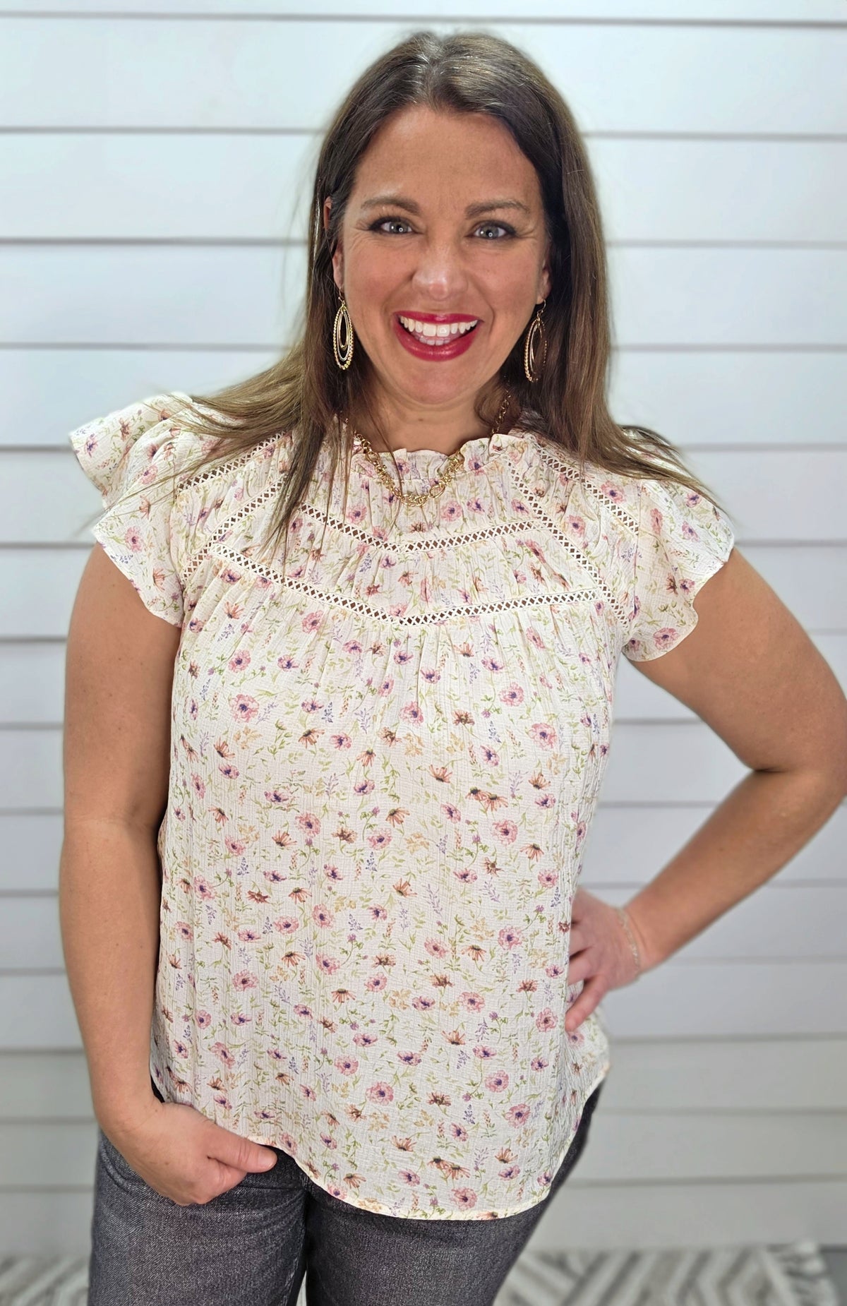BLUSH FLORAL LINEN LACE DETAIL RUFFLE TRIM WOVEN TOP