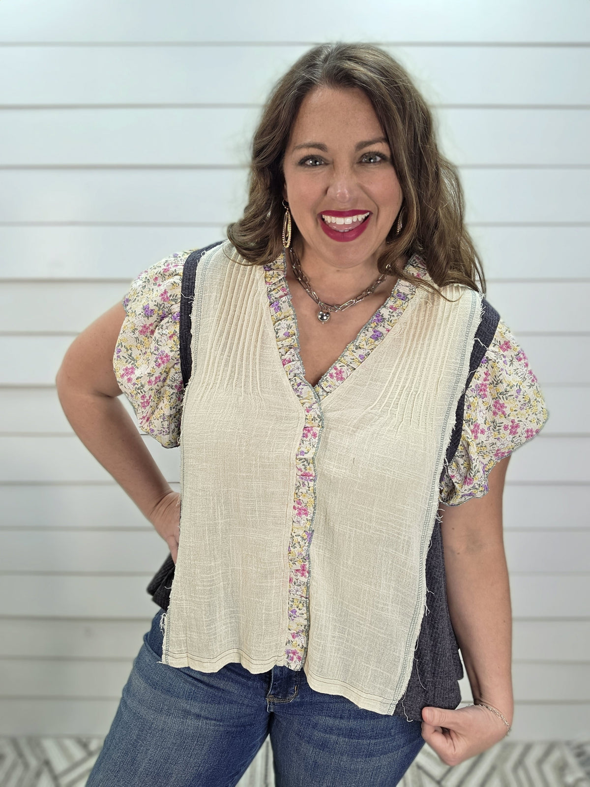POL CREAM/CHARCOAL/FLORAL CONTRAST OVERSIZED V NECK BUTTON TOP