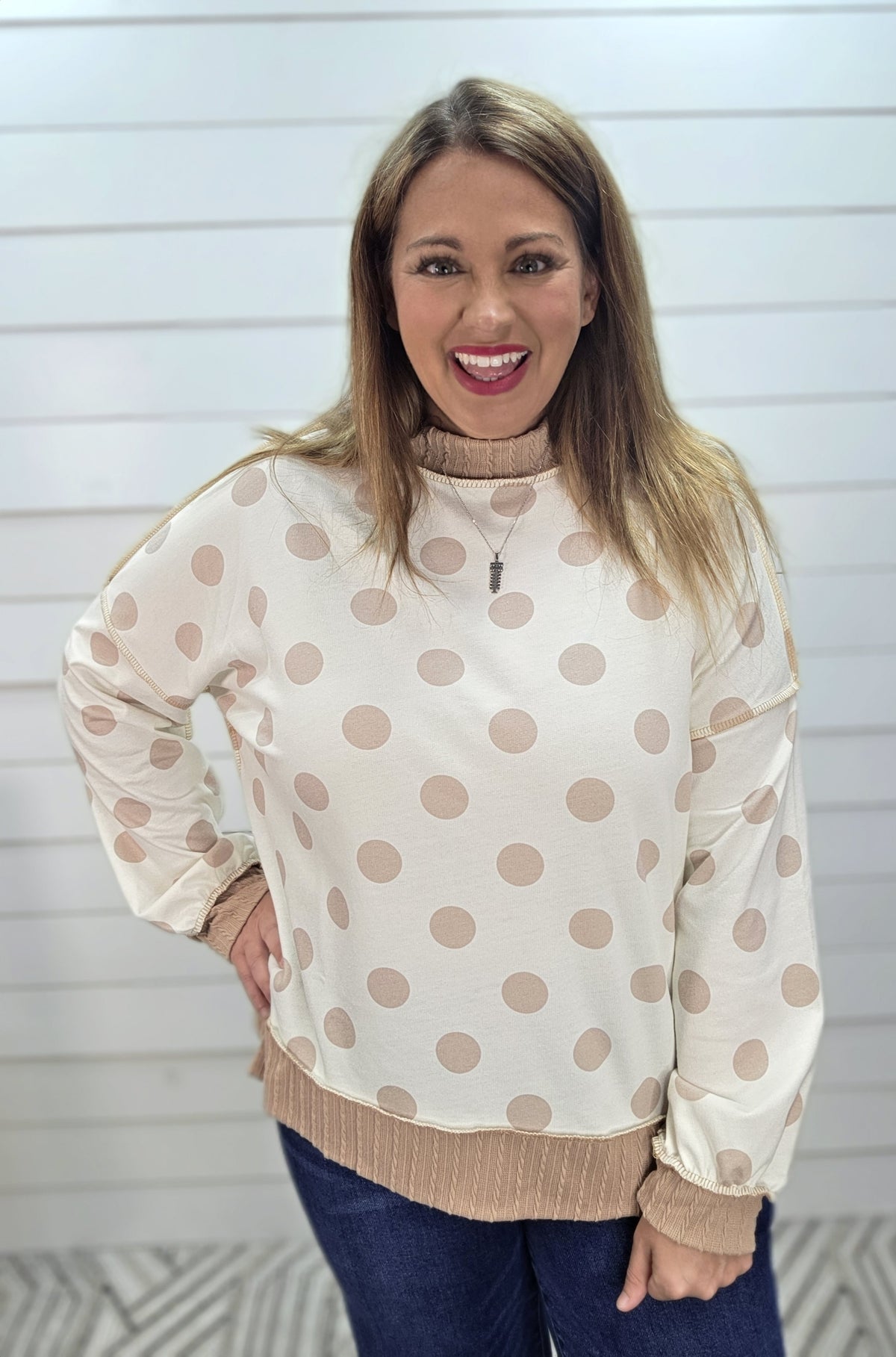IVORY/TAUPE POLKA DOT KNIT TOP