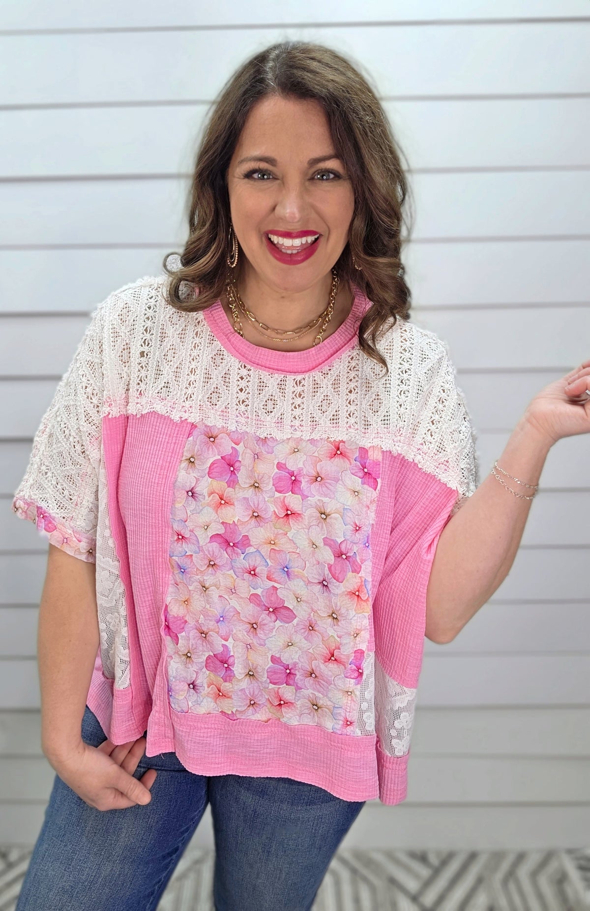 POL CANDY PINK FLORAL/LACE OVERSIZED KNIT TOP