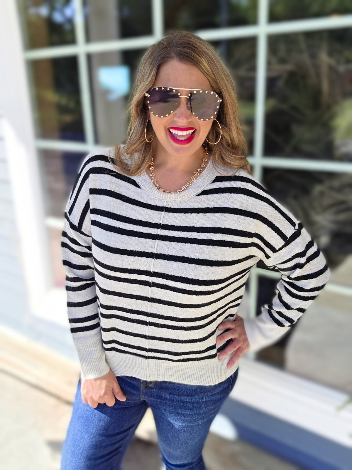 CREAM/BLACK STRIPED KNIT SWEATER
