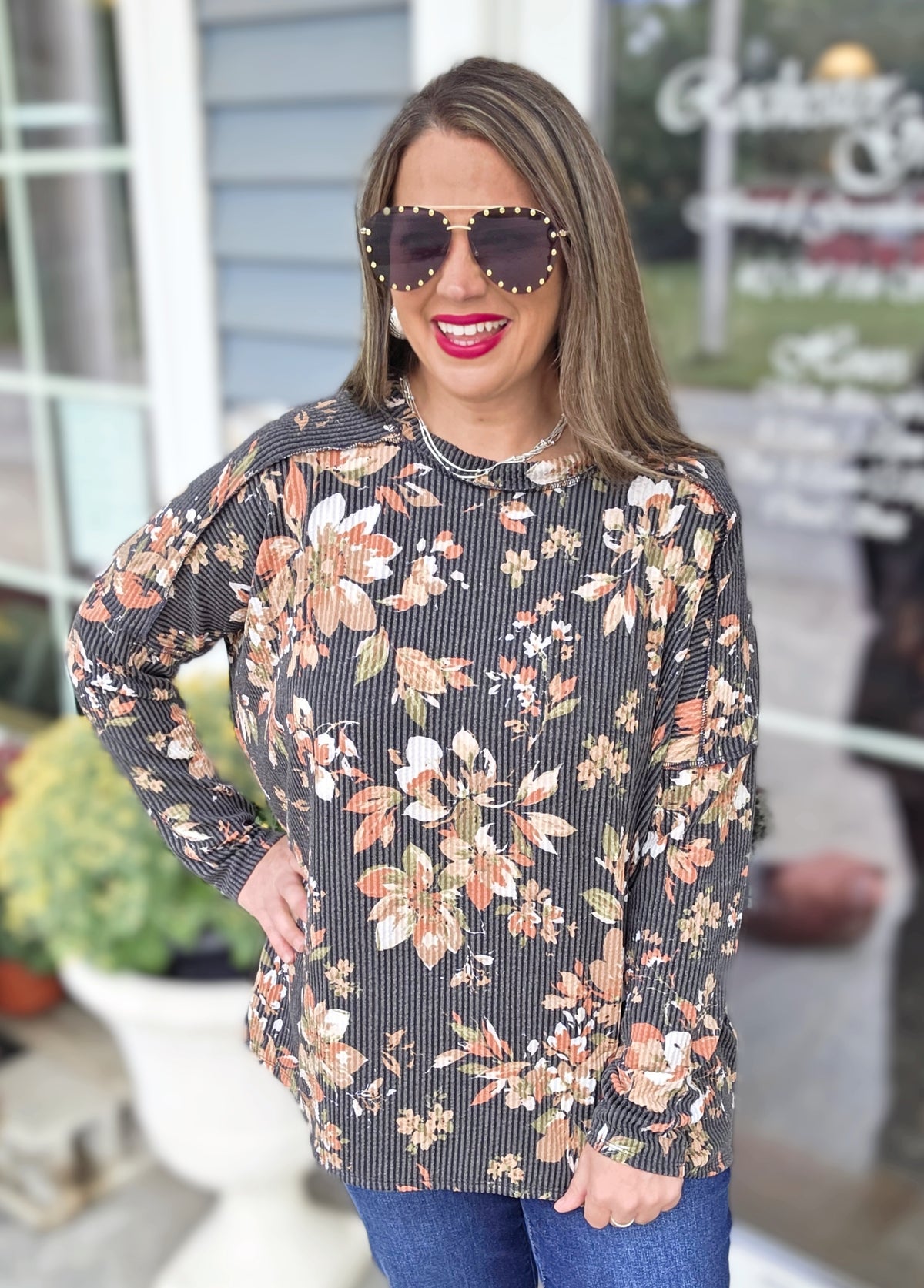 BLACK/RUST FLORAL OVERSIZED RAISED RIBBED KNIT TOP