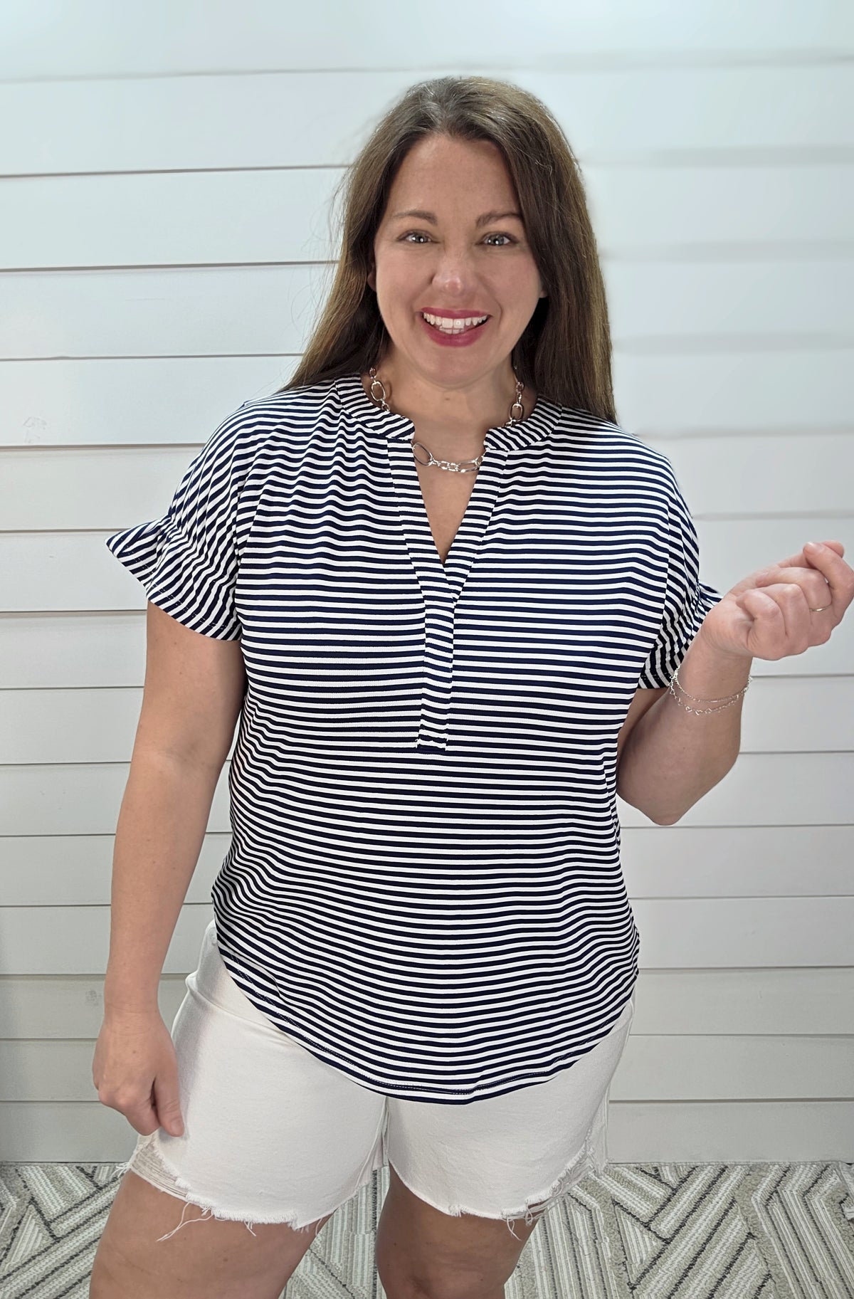 NAVY STRIPED KNIT TOP W/ SMOCKED SLEEVE